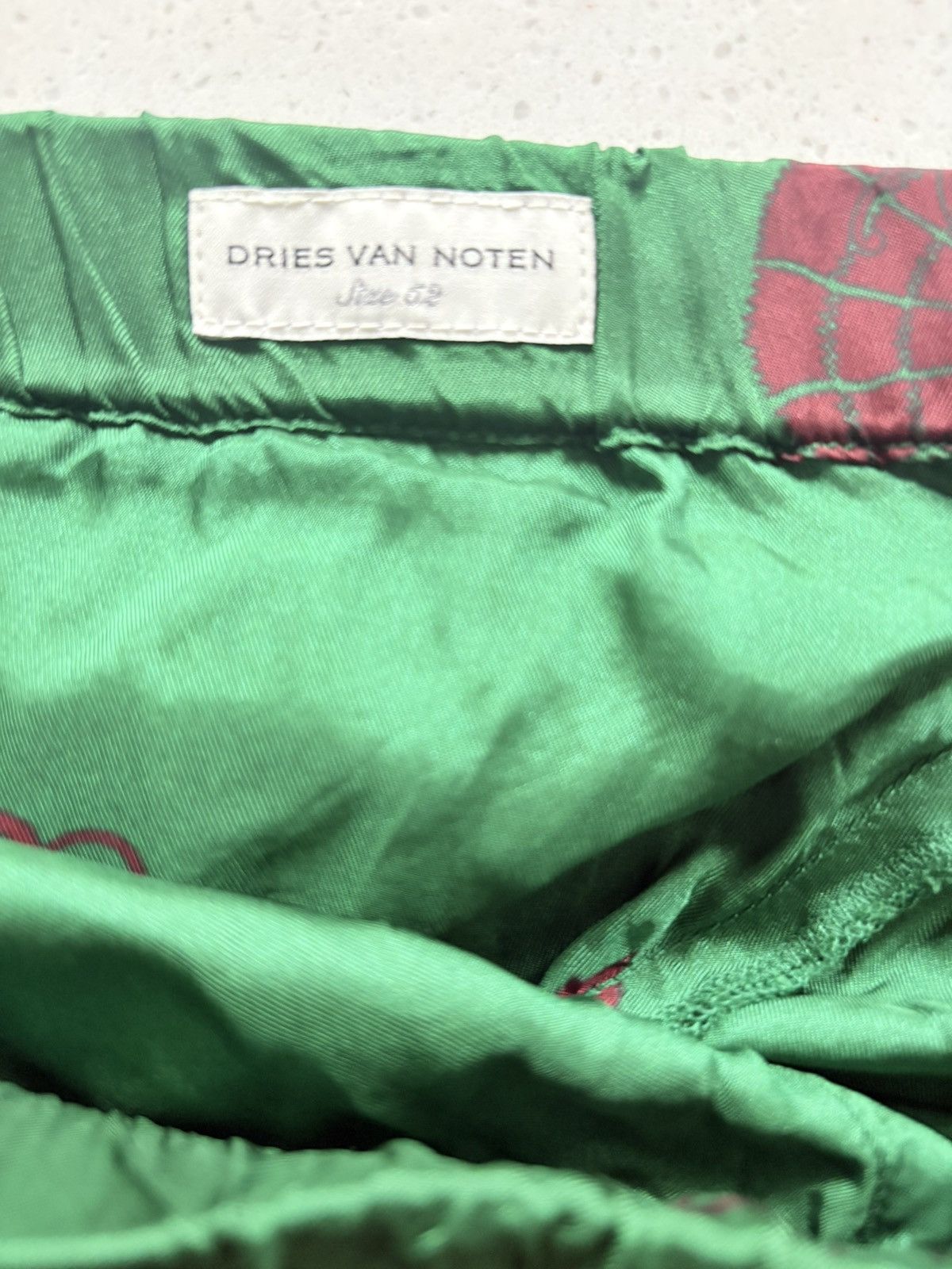Dries Van Noten Dries Van Noten Piperi Shorts With Dragon Print Size US 33 - 4 Thumbnail
