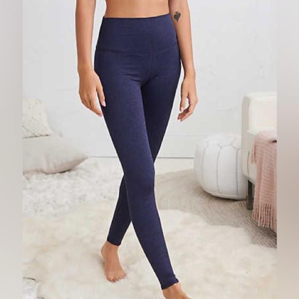 Designer Aerie High-Waisted Leggings - Size Medium Size 32" / US 10 / IT 46 - 1 Thumbnail