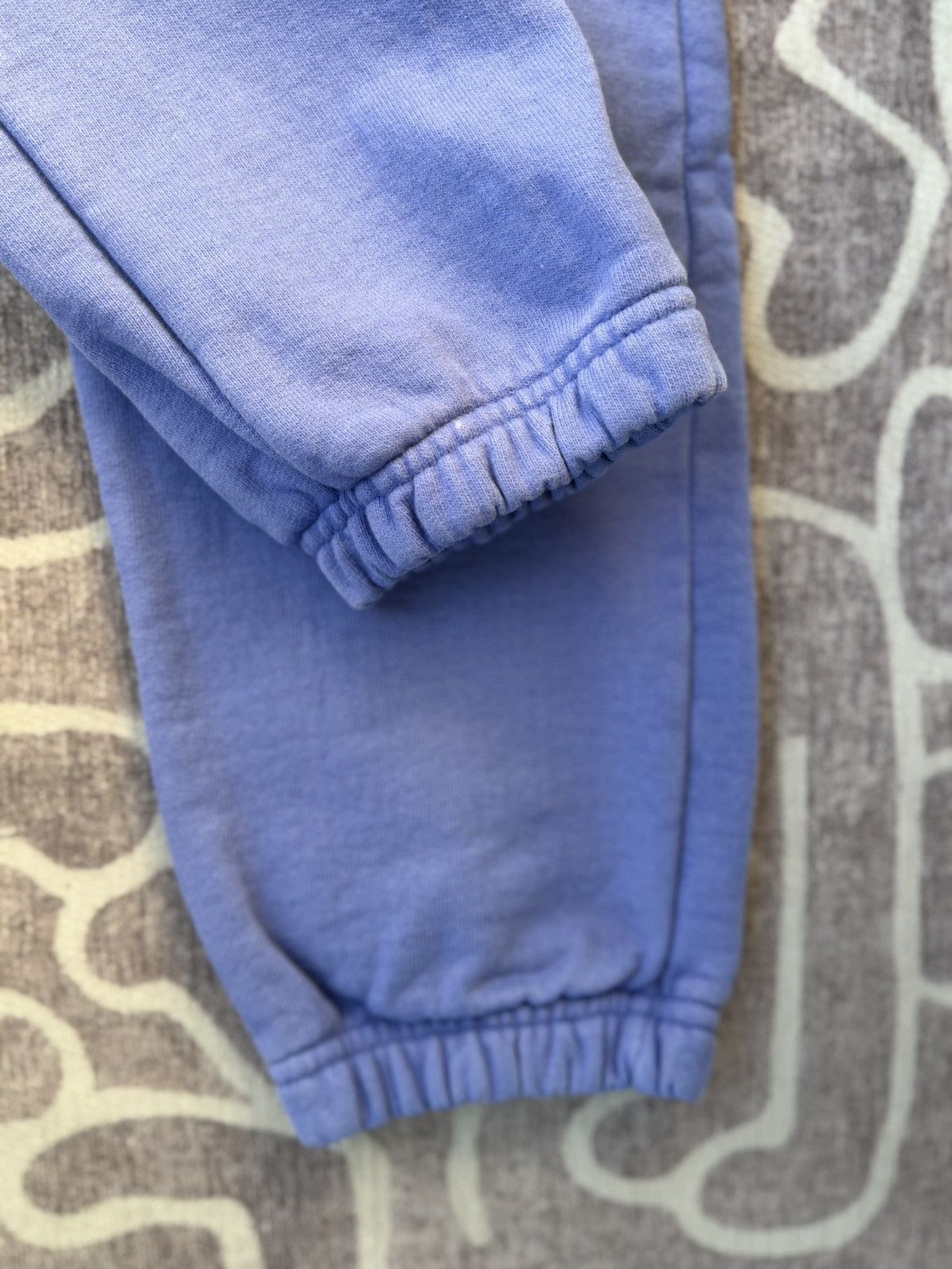 Talentless Size small ladies sweats Size 28" / US 6 / IT 42 - 4 Thumbnail