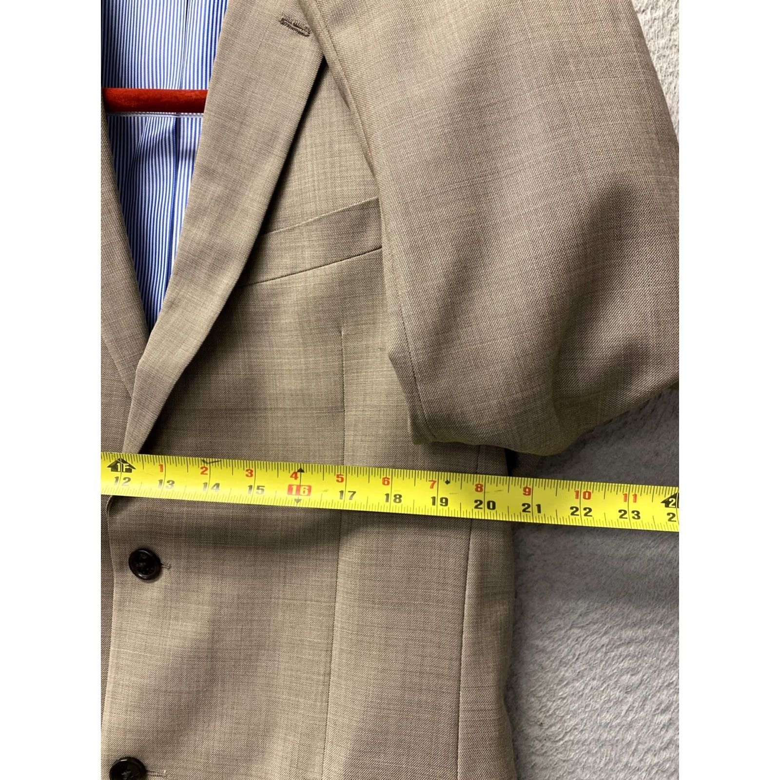 Tommy Hilfiger Tommy Hilfiger Blazer Mens 42R Tan Wool 2-Button Notch Lapel Pockets Solid Wool 2-Button Notch Lapel Tuxedo Inner Pockets 42R Mens Tan Blazer Size 42R - 7 Thumbnail