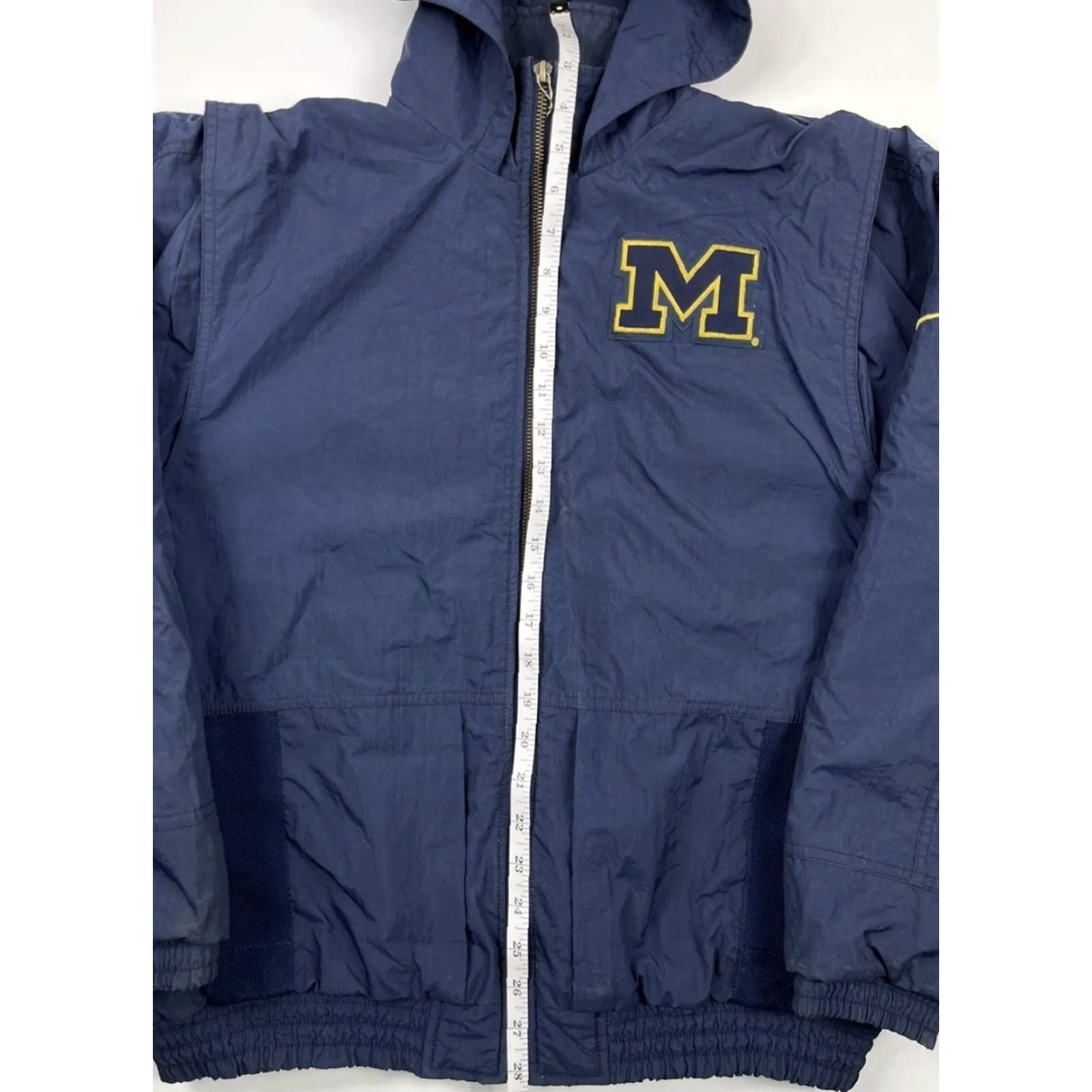 Nike VINTAGE Nike Coat Puffer Jacket XL Men Michigan Wolverines Hooded Long Blue Nylon Logo Zipper Embroidered Comfortable Outdoor College Sports 90s Size US XL / EU 56 / 4 - 7 Thumbnail