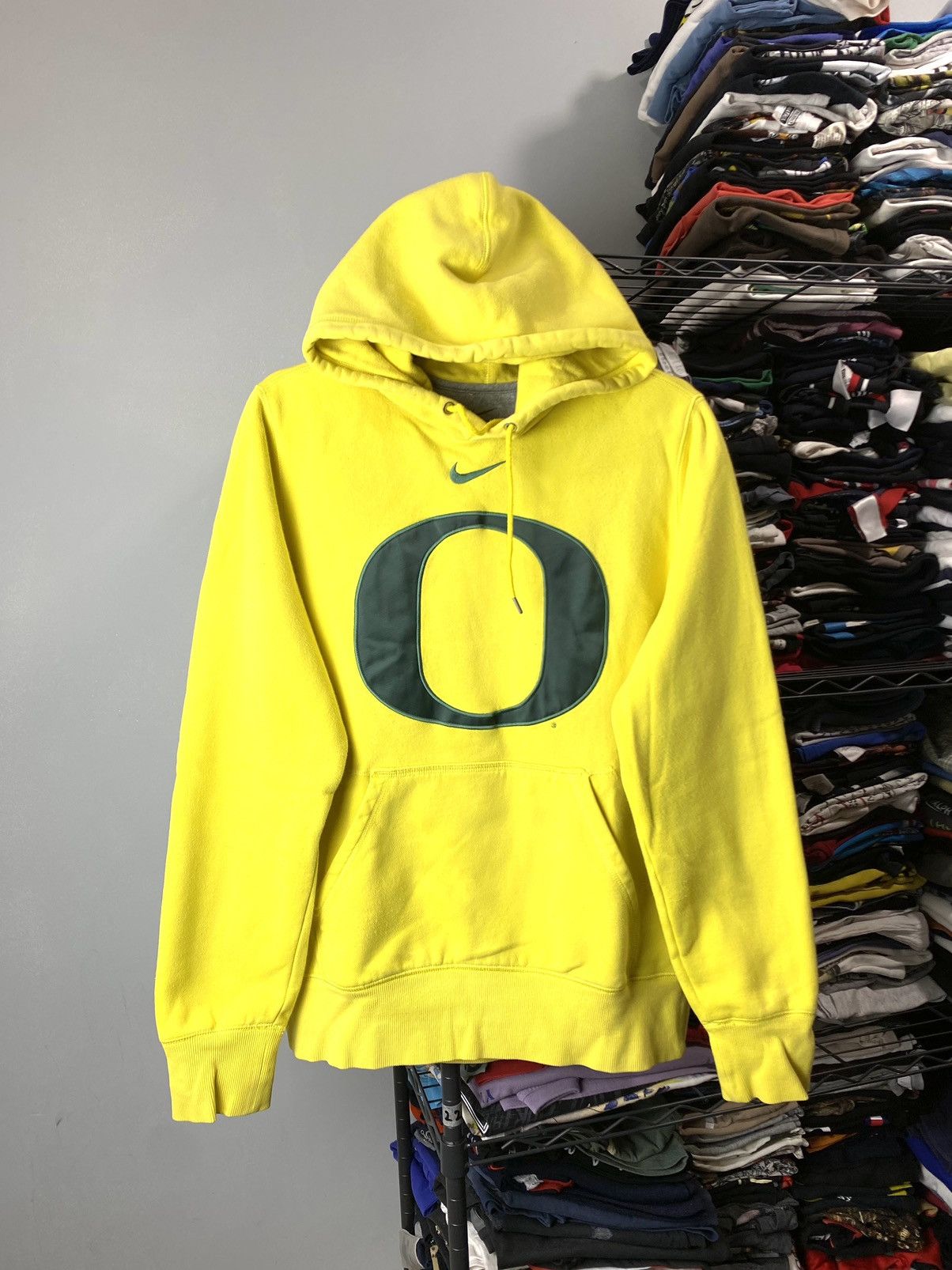 Vintage Vintage Nike Center Logo Hoodie Travis Scott Style Size US M / EU 48-50 / 2 - 1 Thumbnail