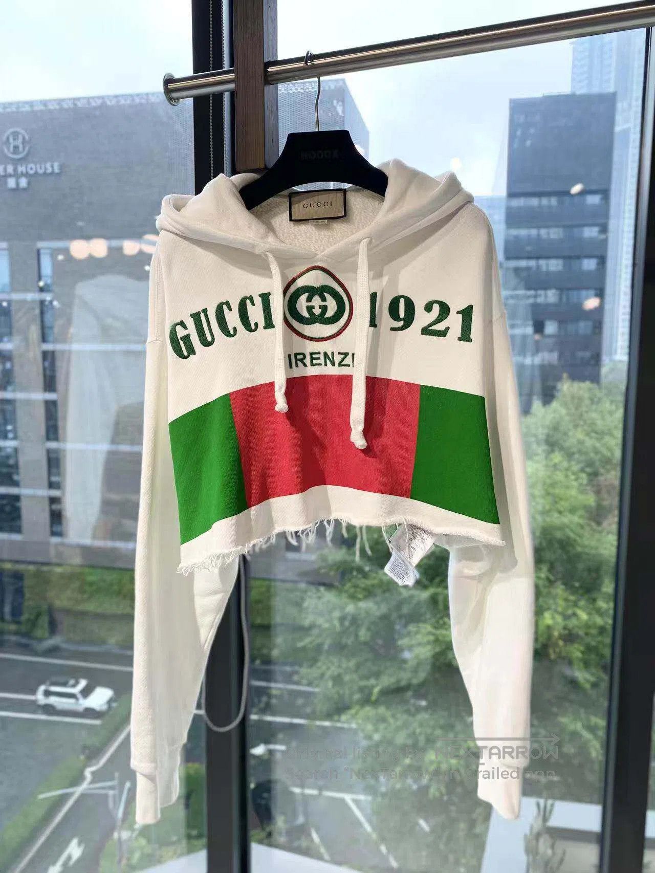 Gucci Guicci Embroidered slogan letter logo short sweatshirt| Size S / US 4 / IT 40 - 2 Thumbnail