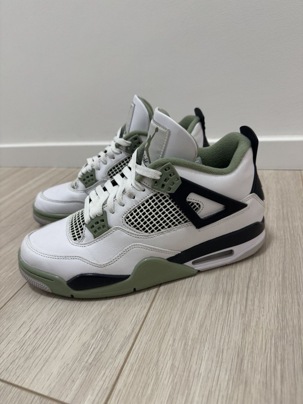 Jordan Brand Jordan 4 Seafoam Size US 11 / EU 44 - 5 Thumbnail