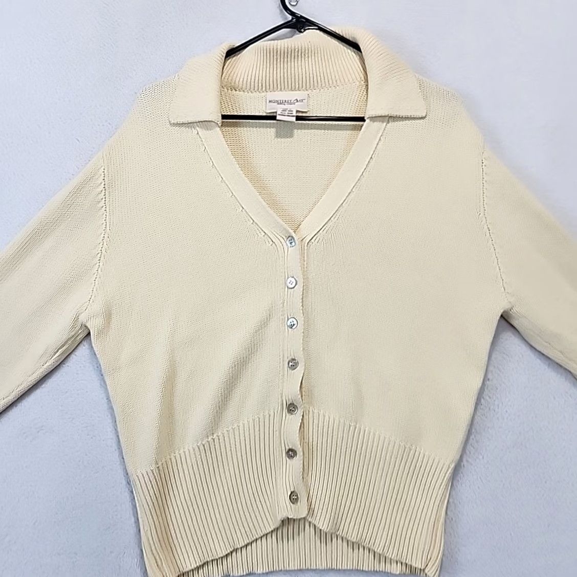 Vintage VINTAGE Monterey Bay Cardigan Sweater Womens M Ivory Collared Button Front Long Sleeve Knit Size M / US 6-8 / IT 42-44 - 3 Thumbnail
