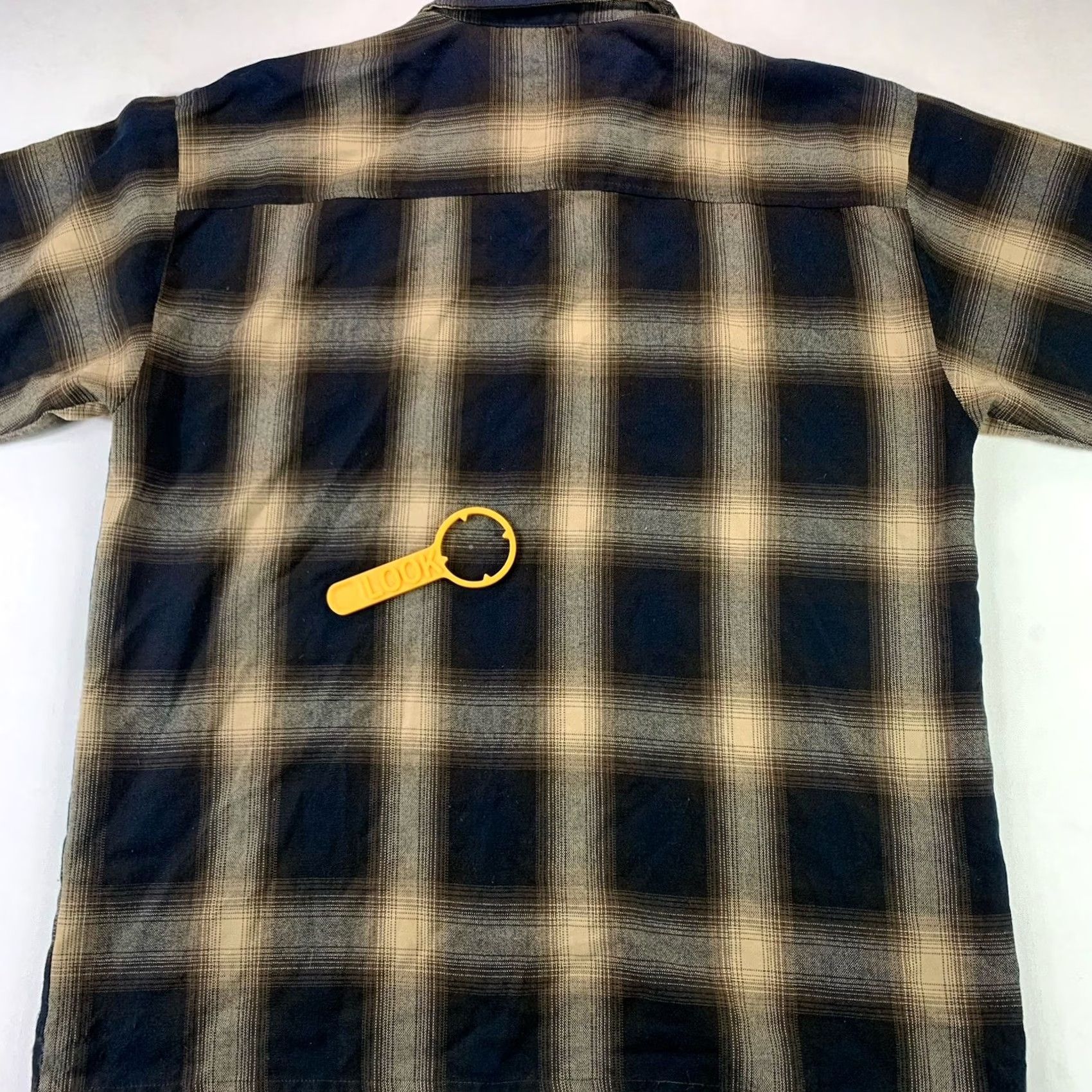 Hunter VINTAGE Buffalo Hunter Button-Up Shirt Mens 3XL Brown Black plaid short sleeve USA Size US XXL / EU 58 / 5 - 7 Thumbnail