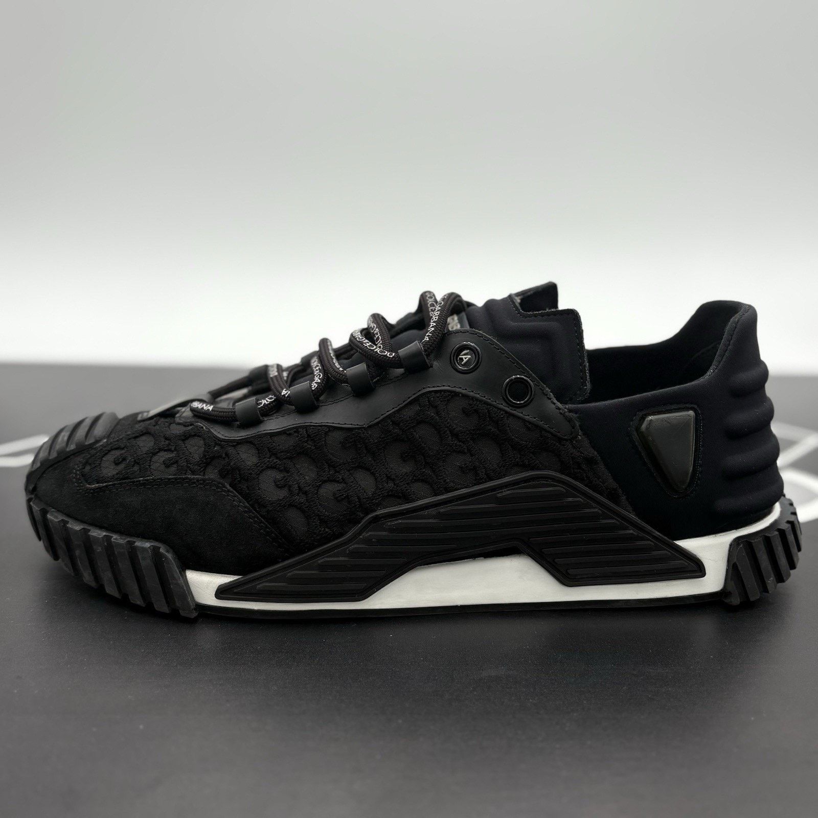 Dolce & Gabbana Dolce & Gabbana NS1 Low Top ' Black White ' | GREAT COND! Size US 11 / EU 44 - 8 Thumbnail