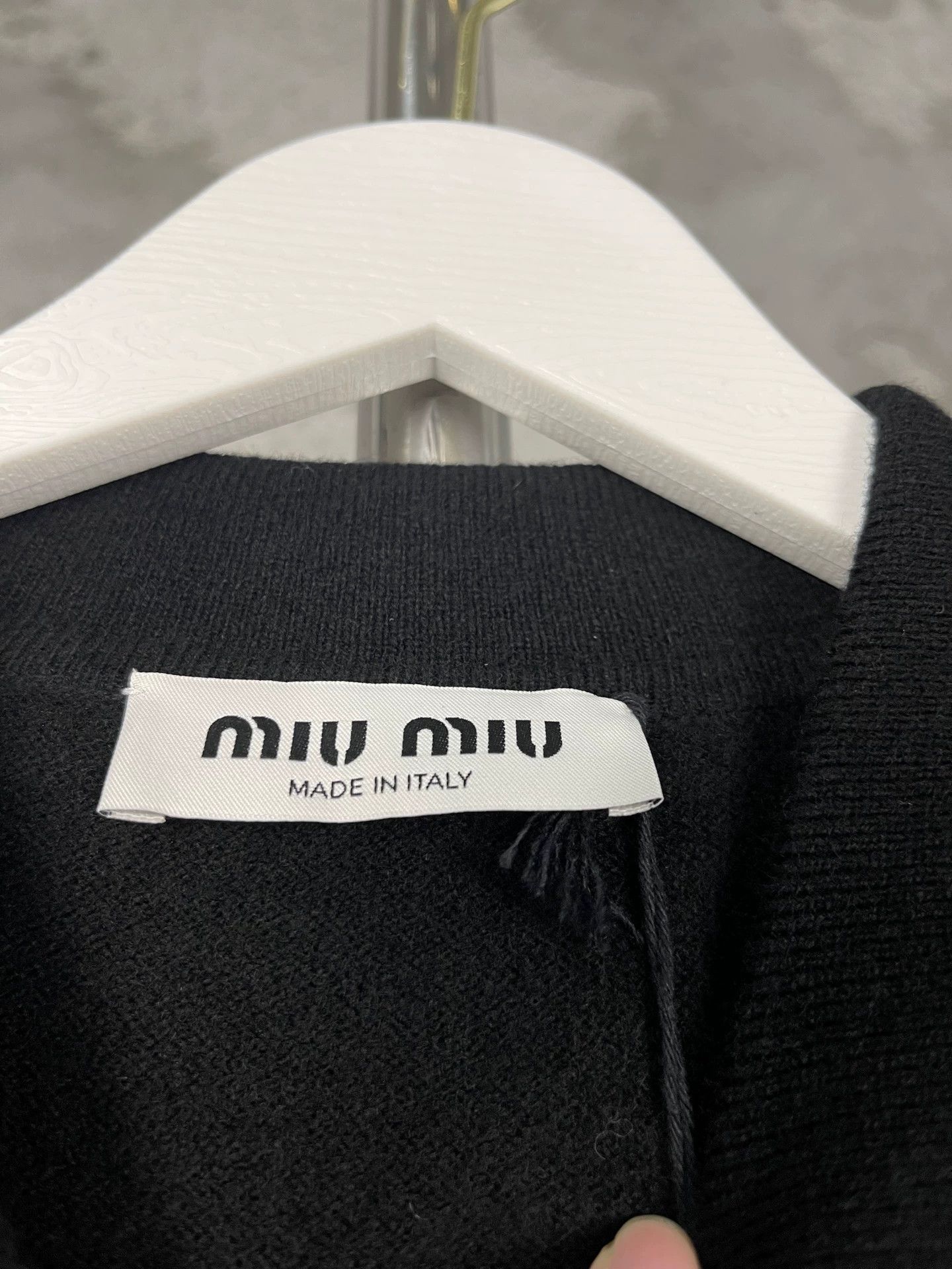 Miu Miu MIU MIU Women's Wool Cardigan Size 40 New Size S / US 4 / IT 40 - 6 Thumbnail