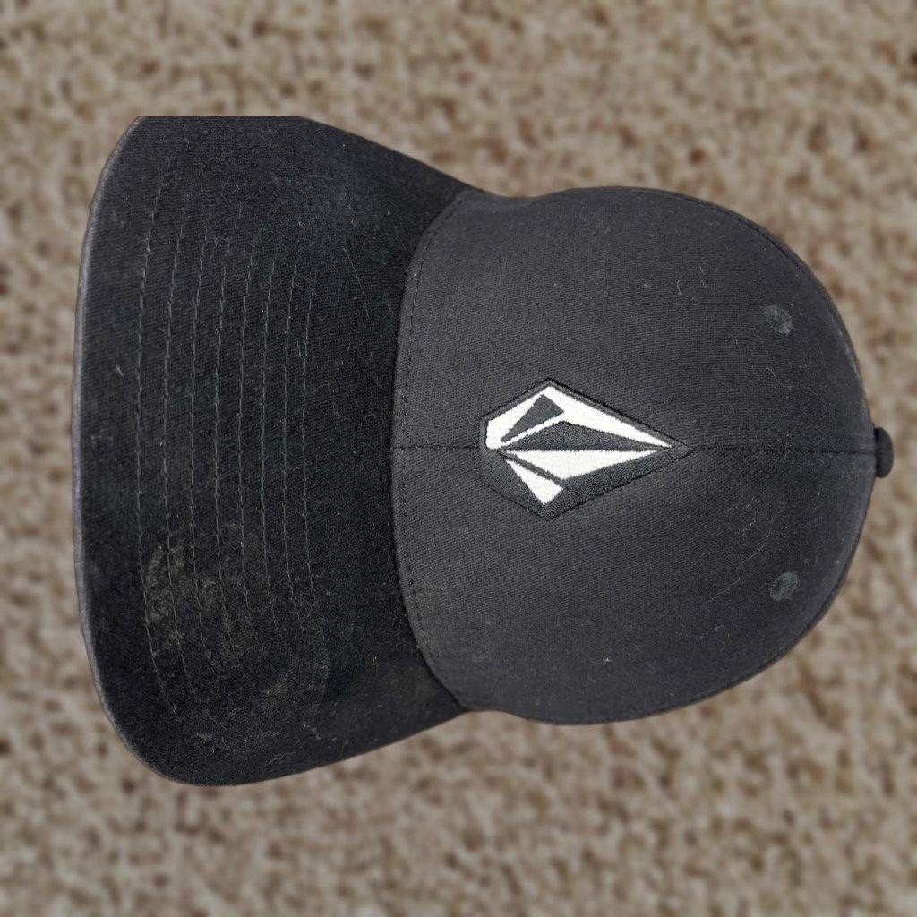 Volcom Volcom Hat Cap Fitted Adult Large Black Cotton Flexfit Skater Skate Beach Size ONE SIZE - 1 Thumbnail