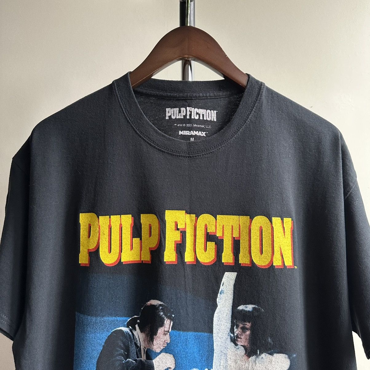 Vintage VINTAGE Y2K PULP FICTION MOVIE PROMO TEE Size US M / EU 48-50 / 2 - 2 Thumbnail