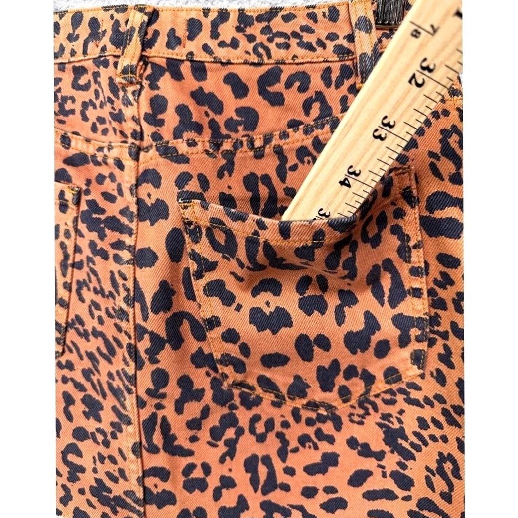 Vintage VINTAGE? No. We The Free Mini Skirt Women 26 Leopard Denim Zip Pockets A-Line 100% Cotton Brown Full Zip Casual Size 26" / US 2 / IT 38 - 6 Thumbnail