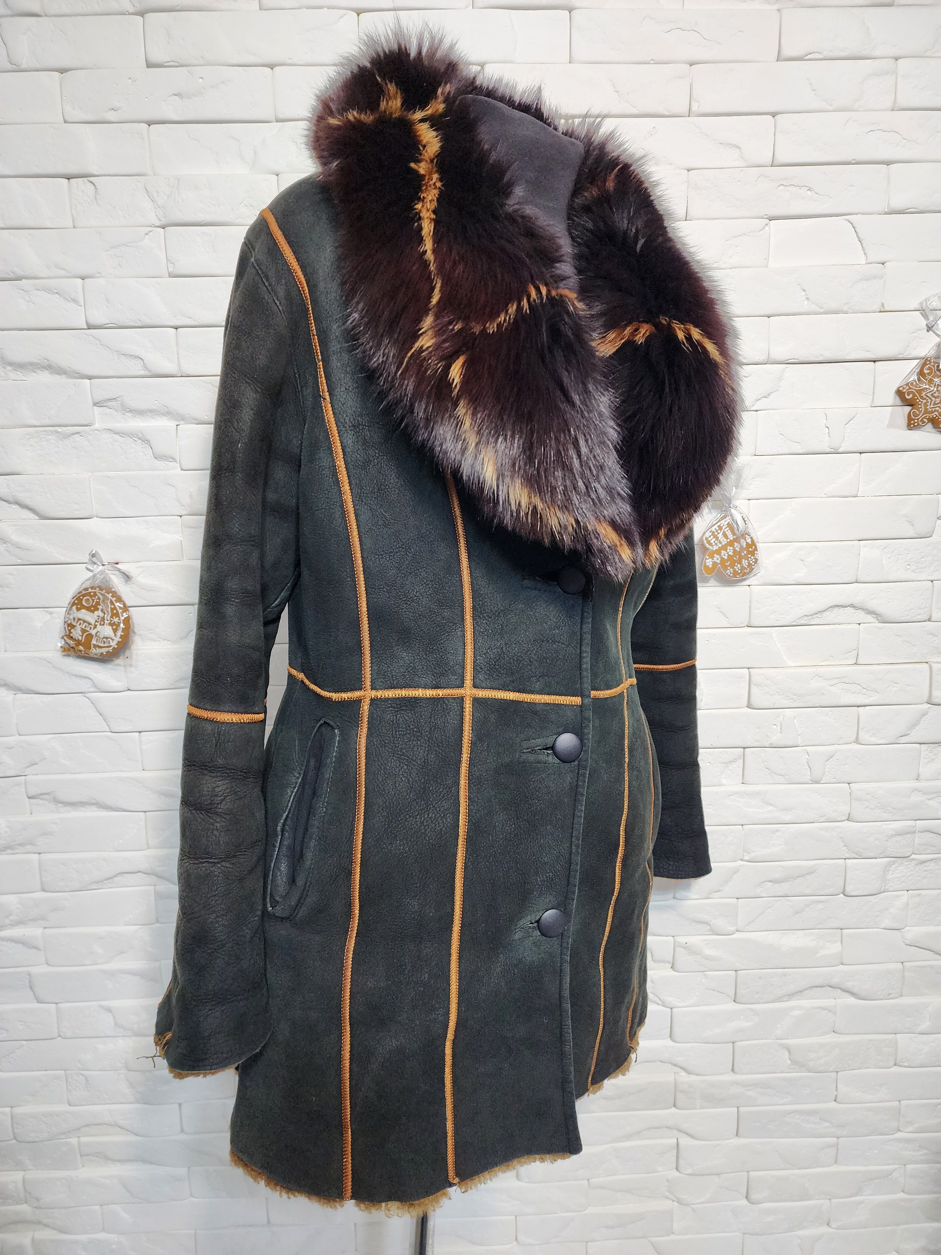 Furla Brown Sheepskin Coat: Fluffy Collar, Decorative Buttons Size L / US 10 / IT 46 - 3 Thumbnail