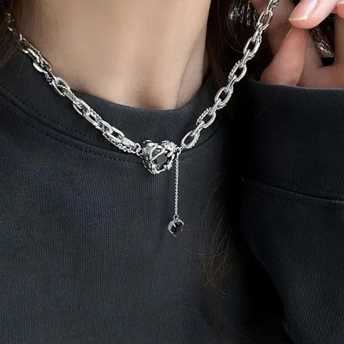 VIBE Heart y2k Necklace Size ONE SIZE - 1 Thumbnail