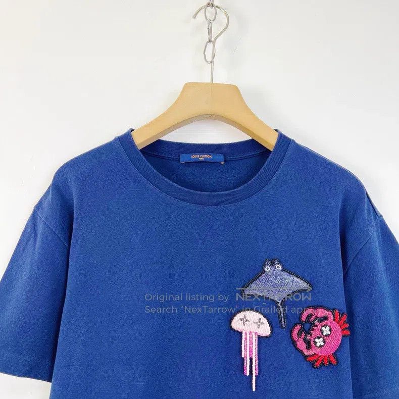 Louis Vuitton Louis Vuitton Blue beaded animal print short sleeve T-shir Size US M / EU 48-50 / 2 - 3 Thumbnail