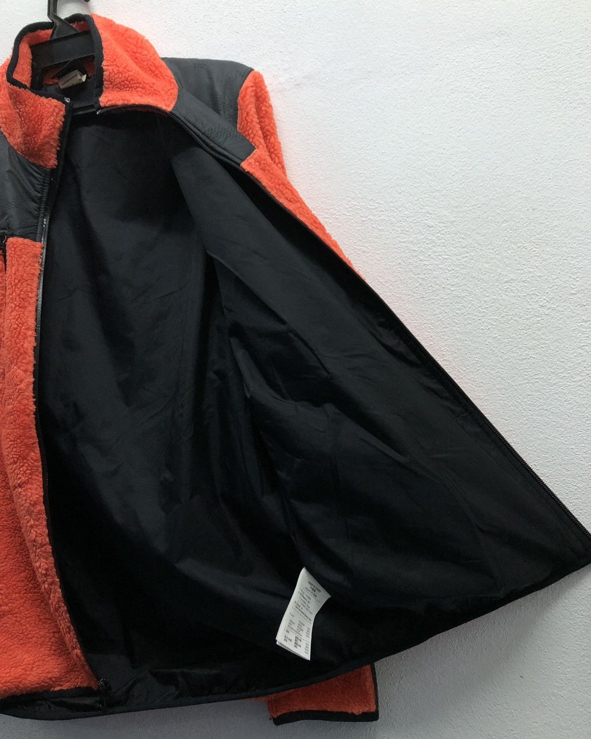 Nike Nike Track & Field Orange Sherpa Fleece Jacket Size US M / EU 48-50 / 2 - 12 Thumbnail