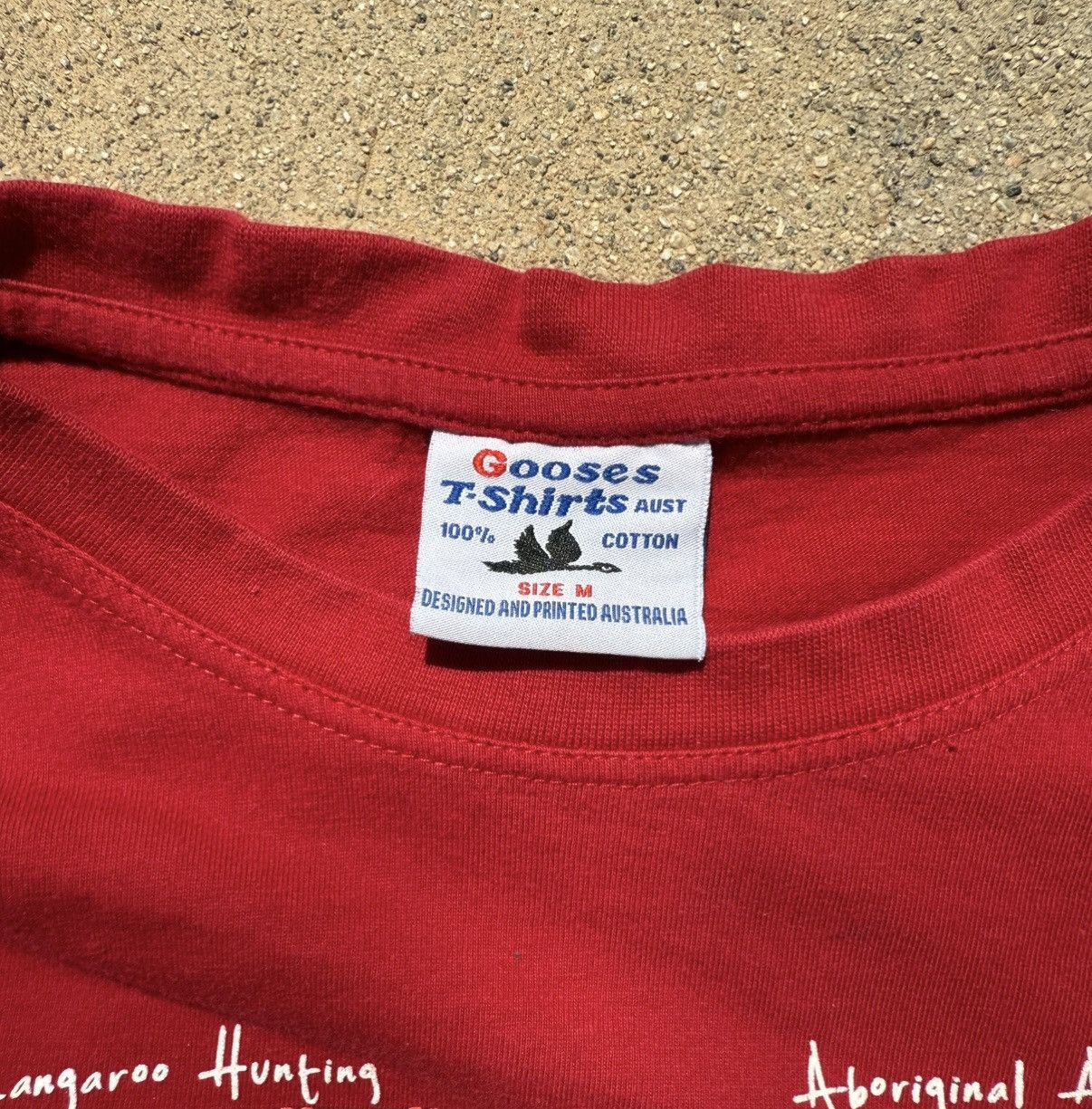 Other "Kangaroo Hunting" Art Australia Red T Shirt Size US M / EU 48-50 / 2 - 3 Thumbnail