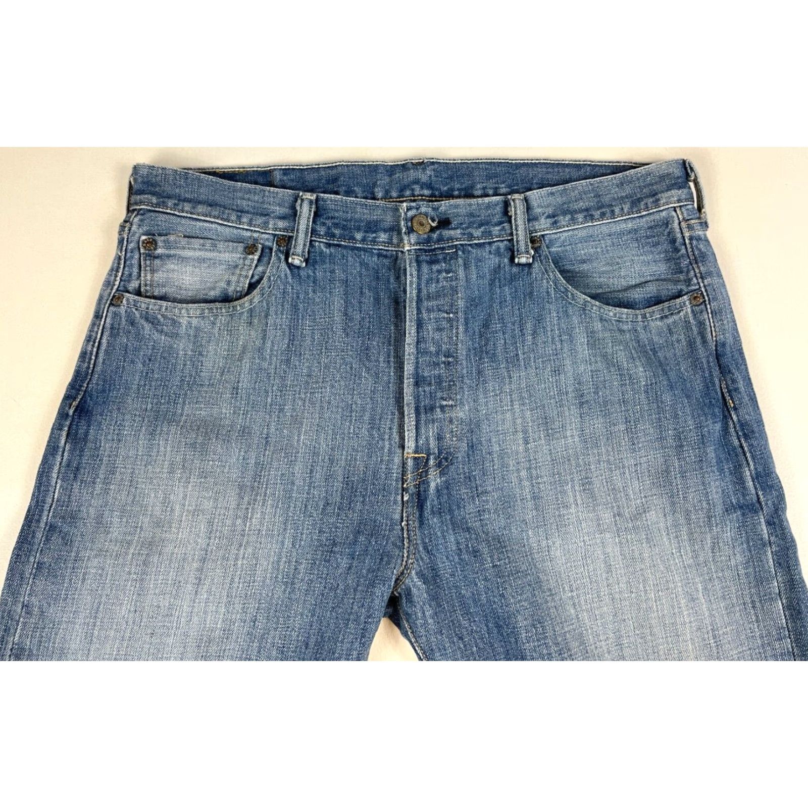 Levi's Levi's 501 Jeans Medium Wash Regular Size 34x30 Blue 5-Pocket Denim Straight Mens Jeans Size US 34 / EU 50 - 3 Thumbnail