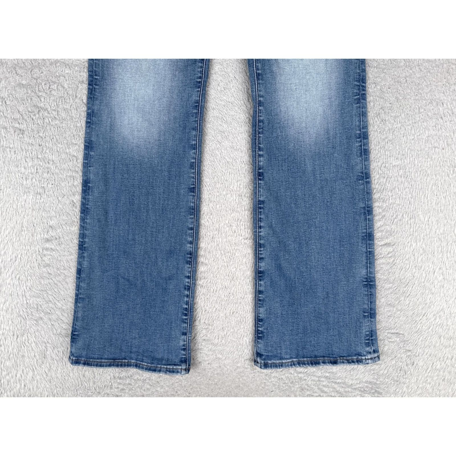 American Eagle Outfitters American Eagle Outfitters Jeans Womens Bootcut 2 Blue Mid Rise 26x29 Stretch Size 26" / US 2 / IT 38 - 2 Thumbnail