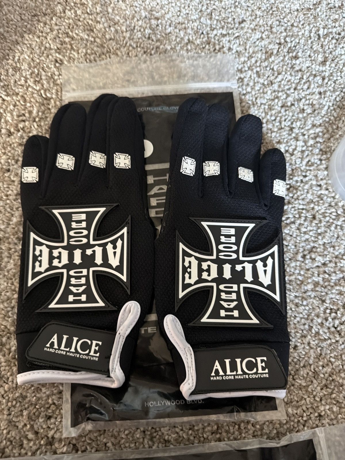 Alice Hollywood Alice hollywood moto couture gloves | Grailed