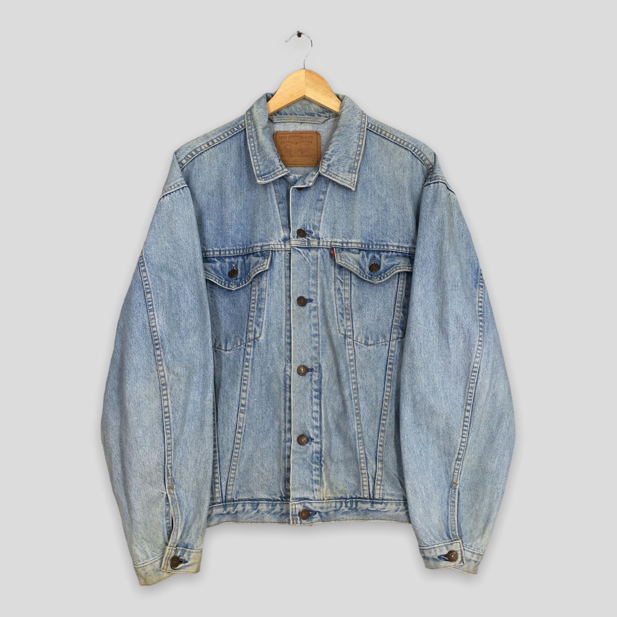 Levi's Vintage 90s Levi's Trucker Faded Denim Jacket Medium Size US M / EU 48-50 / 2 - 1 Thumbnail