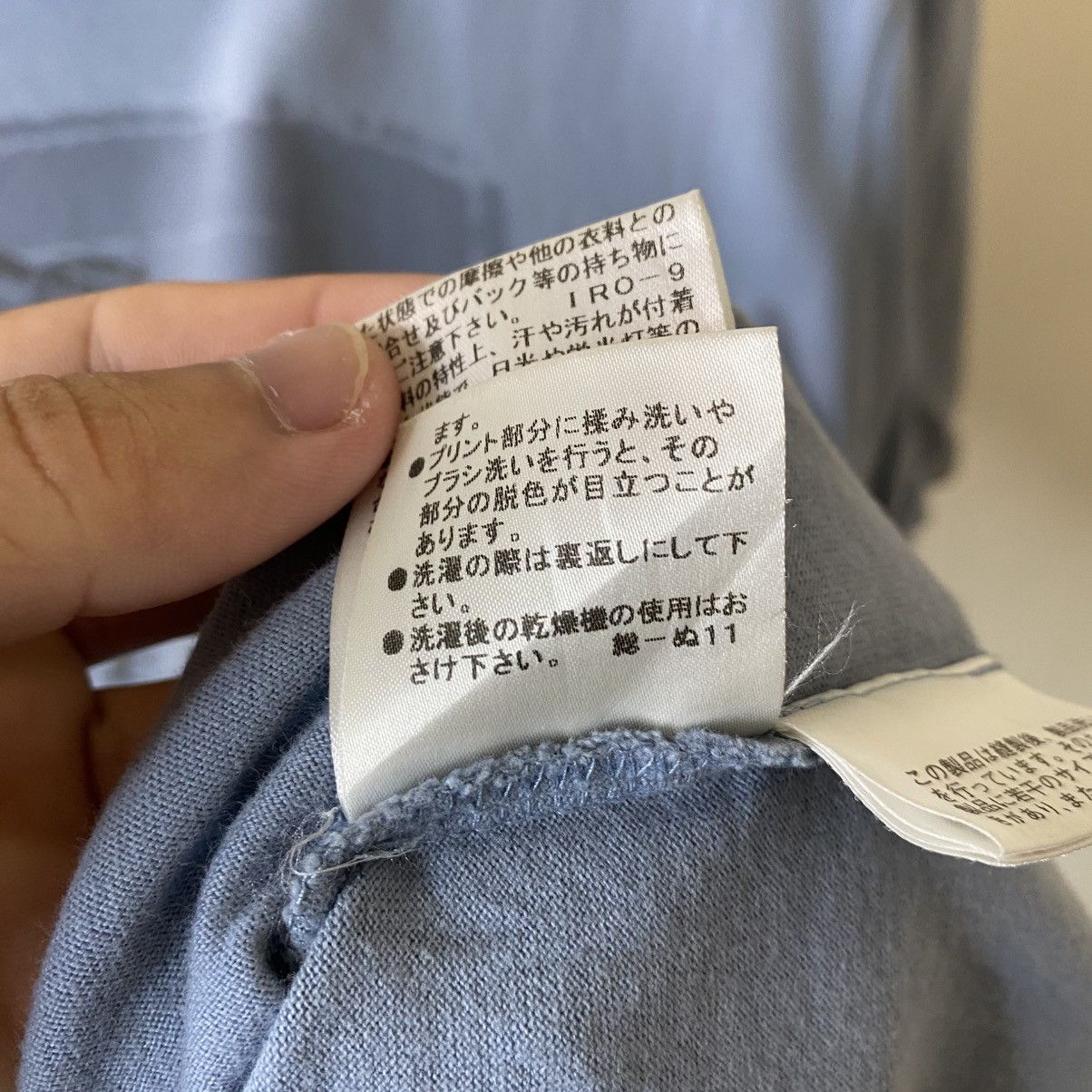 Burberry Burberry London Blue Label OG Logo Graphic T Shirt Size US M / EU 48-50 / 2 - 7 Thumbnail