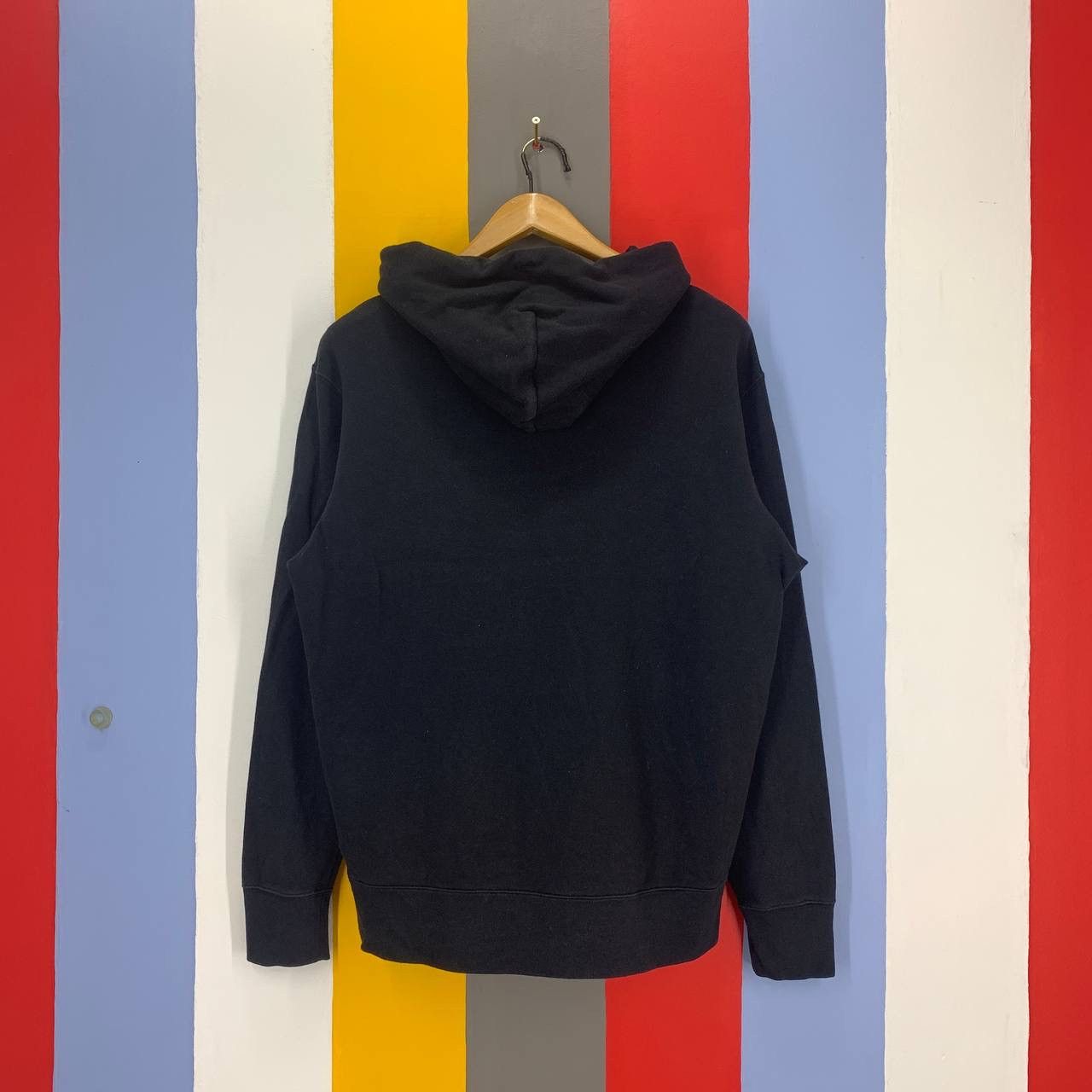 Uniqlo GEN HOSHINO x UNIQLO Hoodie Pullover #2348/25 Size US M / EU 48-50 / 2 - 8 Thumbnail