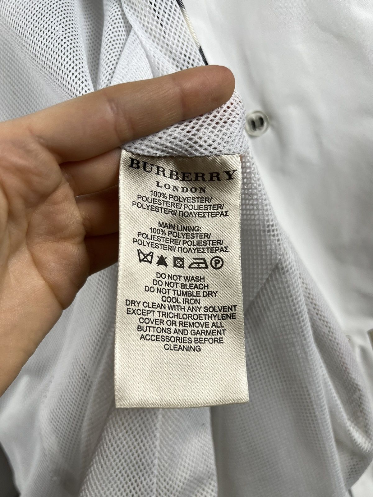 Burberry × Designer Burberry London women’s short Trench Coat double breasted Size XS / US 0-2 / IT 36-38 - 24 Thumbnail