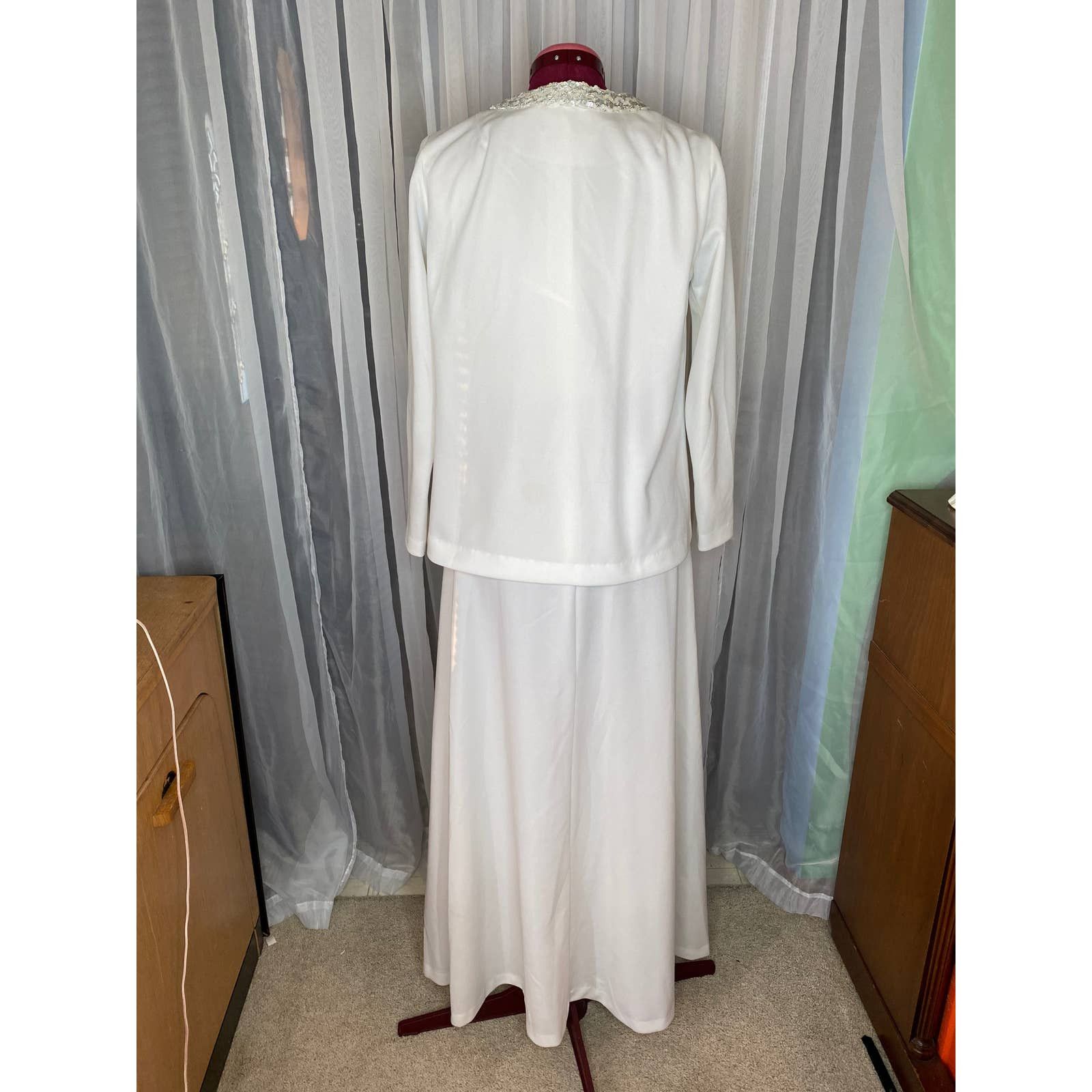Vintage wedding dress jacket white silver V neck Vintage 1970’s sz s Size S / US 4 / IT 40 - 9 Thumbnail