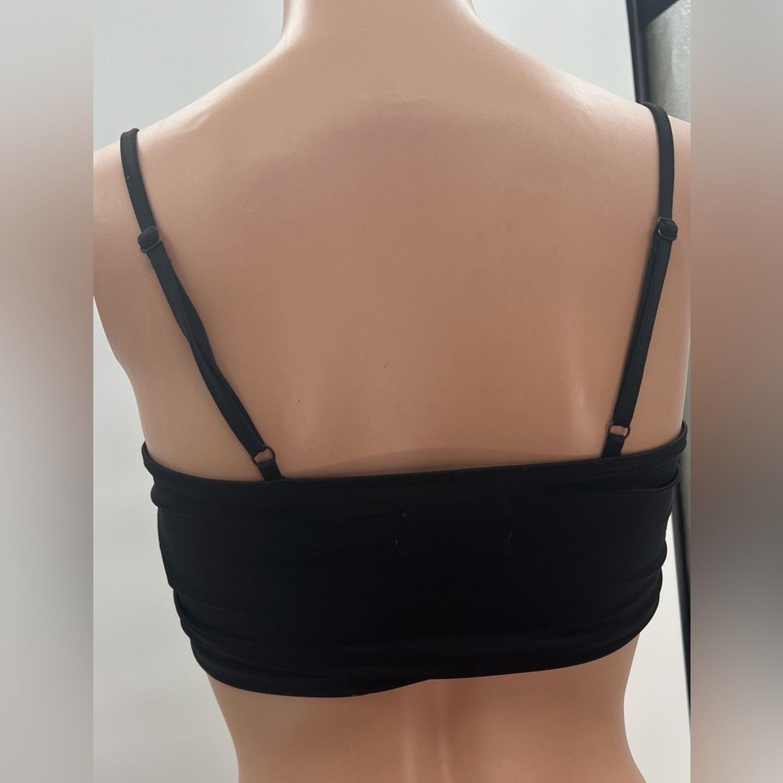 Urban Outfitters Urban Outfitters Black Crop Top Size S / US 4 / IT 40 - 6 Thumbnail