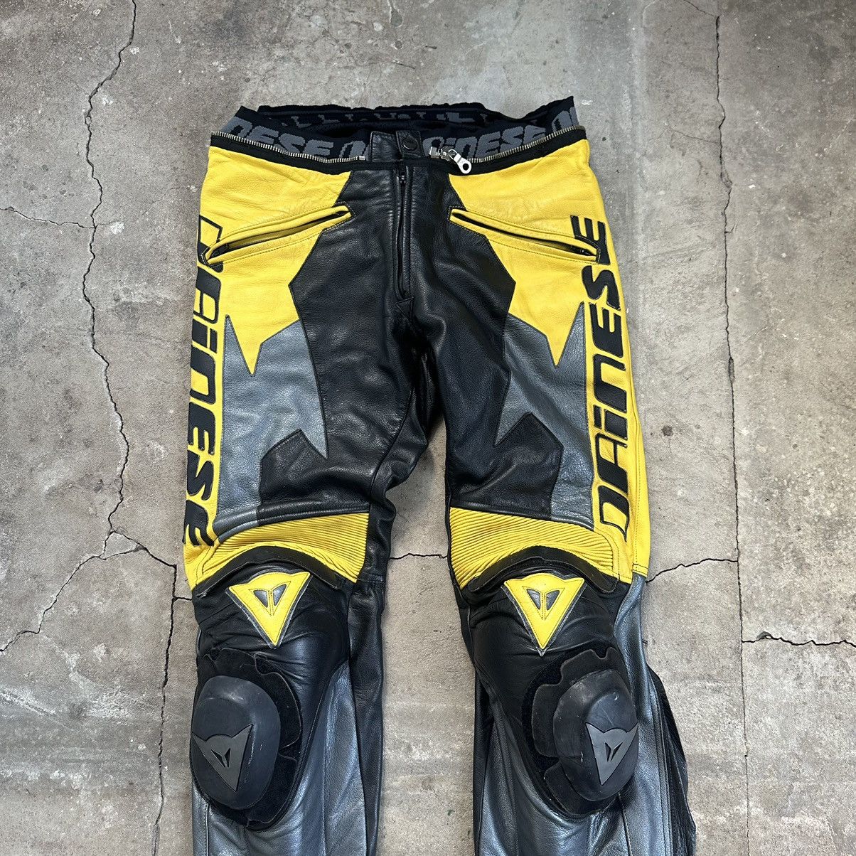 Dainese RARE MOTO Motorcycle Dainese Vintage Leather Racing Pants Size US 34 / EU 50 - 7 Thumbnail