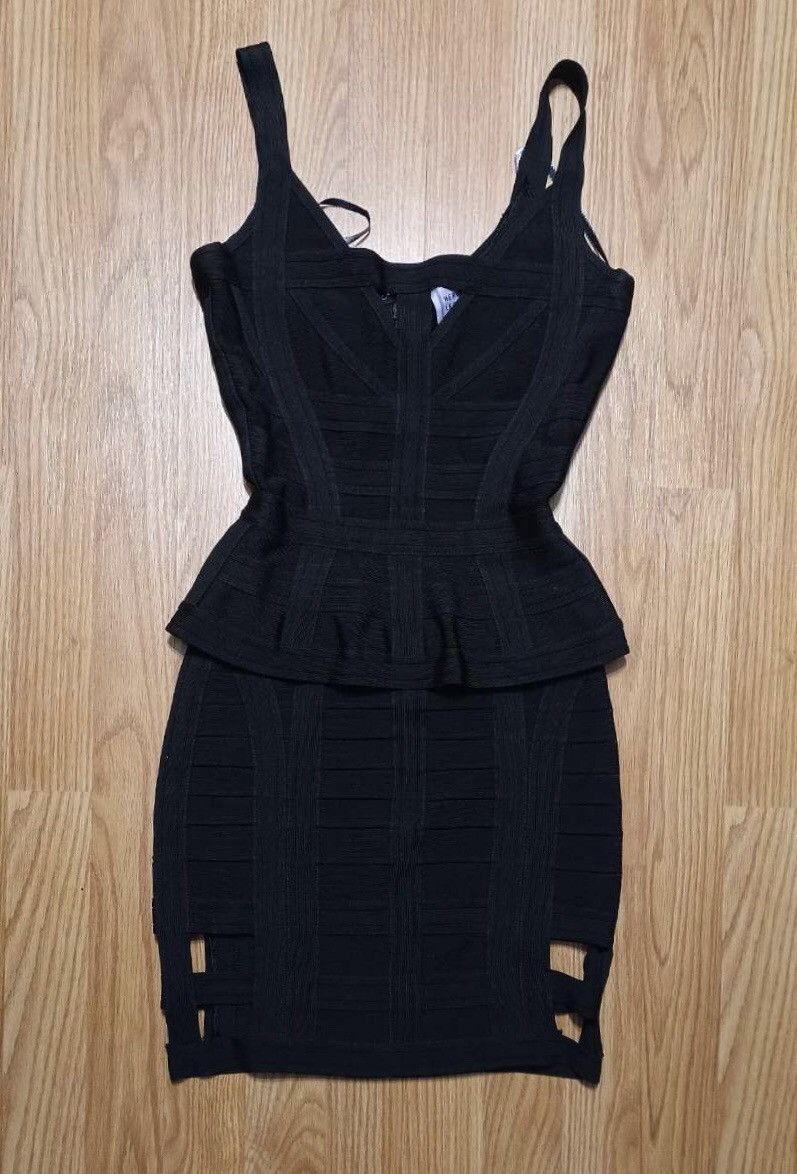 Herve Leger HERVE LEGER Peplum Waist Caging Structured Bandage Dress XS Size XS / US 0-2 / IT 36-38 - 2 Thumbnail