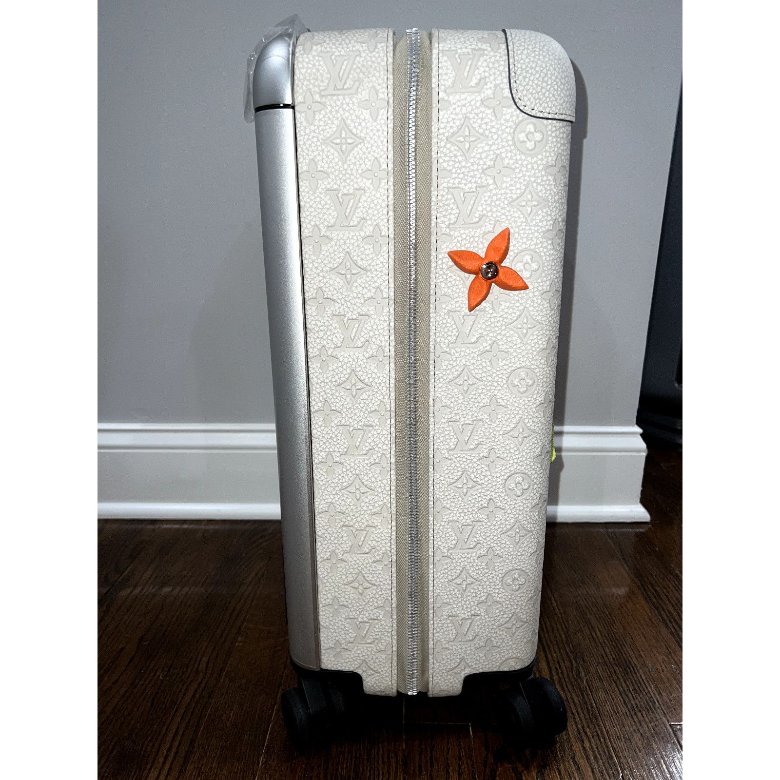 Louis Vuitton Louis Vuitton Leather Cabin Rolling Luggage Travel Bag Size ONE SIZE - 6 Thumbnail