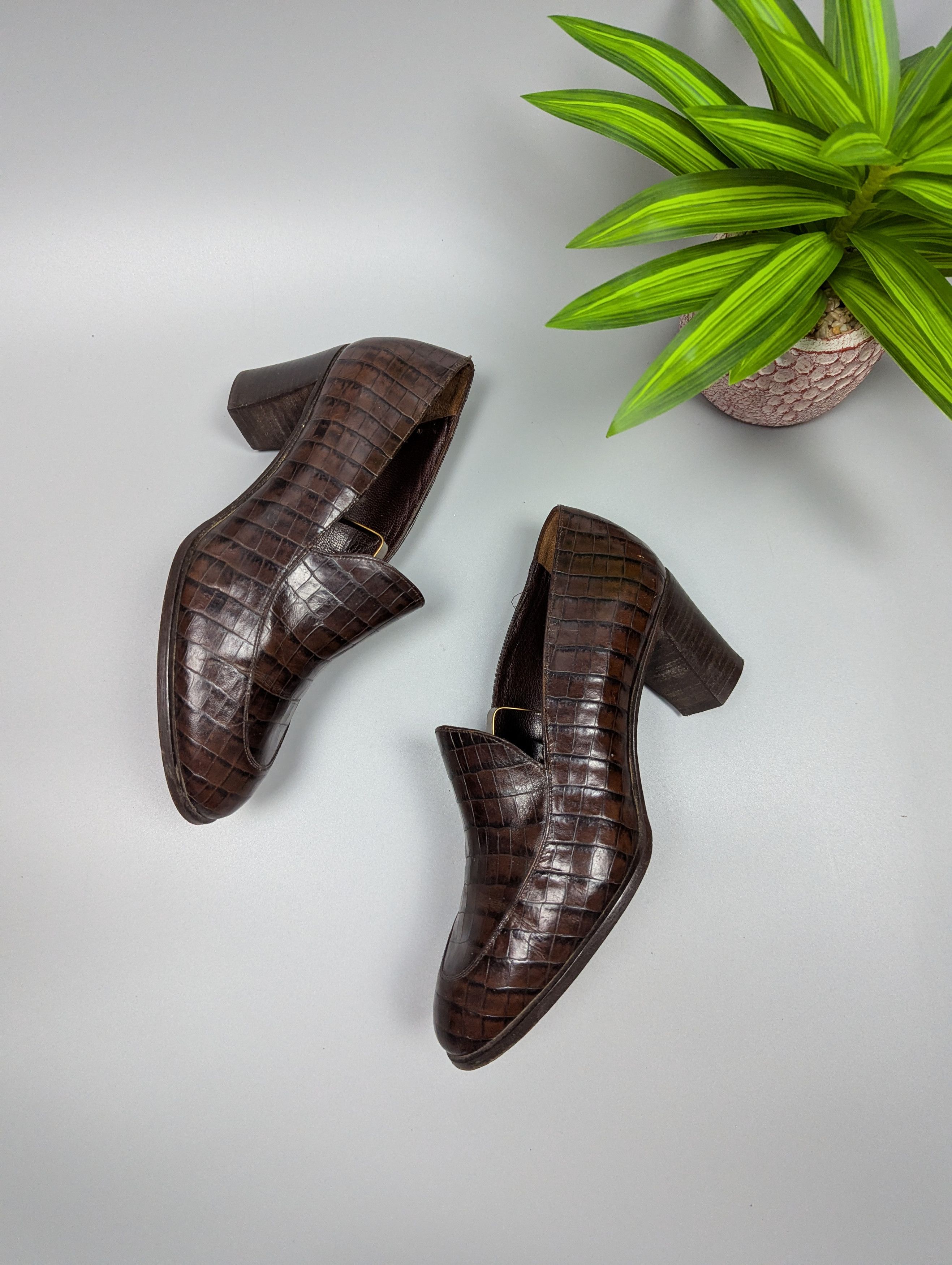 Giorgio Armani Giorgio Armani 80s Womens Leather Loafers Heels 38.5 US7.5/8 Size US 8.5 / IT 38.5 - 4 Thumbnail