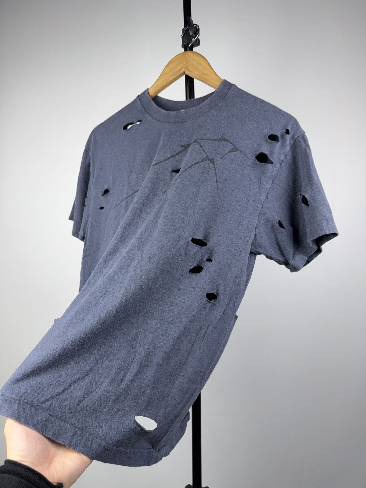 Japanese Brand Kume JP Tokyo Hokusai Fuji Graphic Distressed Tee Japan M Size US M / EU 48-50 / 2 - 8 Thumbnail