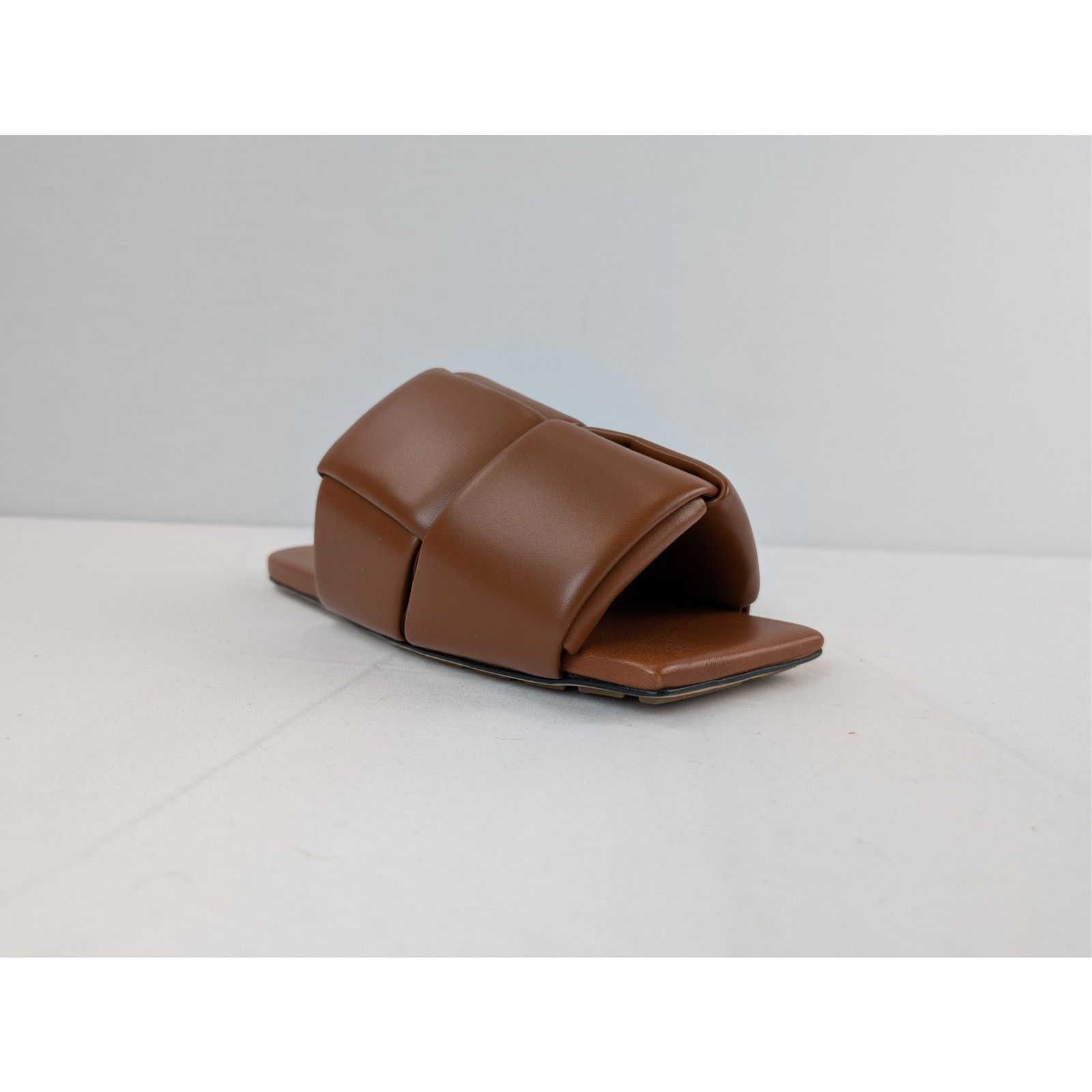 Bottega Veneta o1rshd1 Lagoon Nappa Leather Patch Sandal Slipper in Caramel Size US 9 / EU 42 - 2 Thumbnail