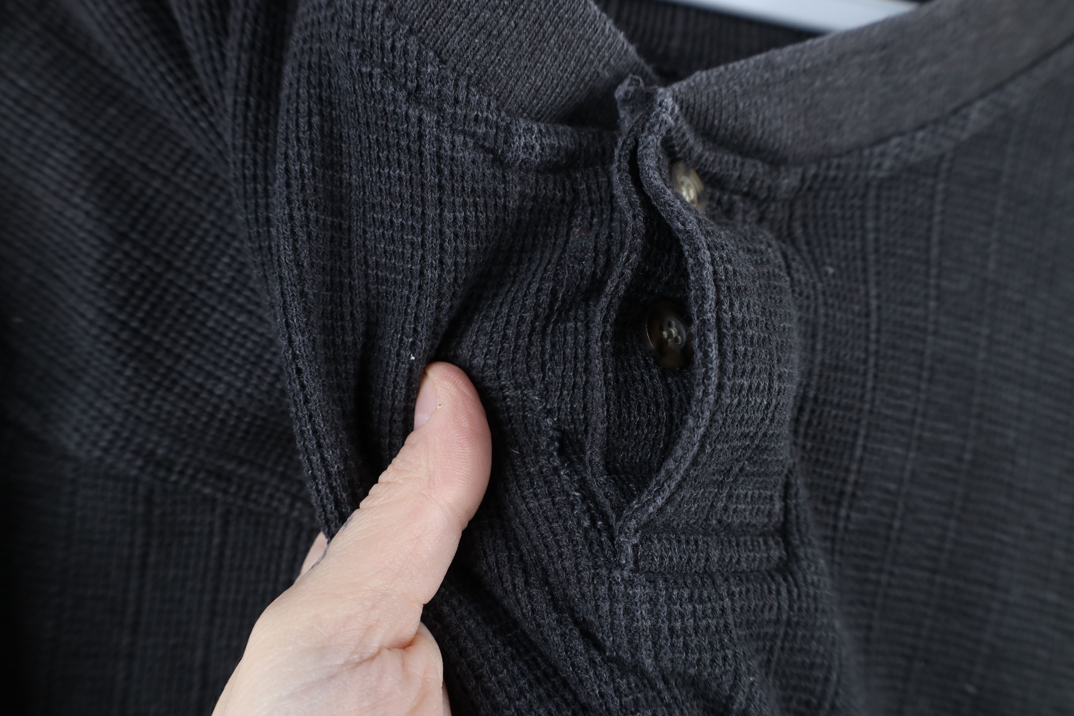 Vintage Vintage 90s Streetwear Ribbed Knit Henley T-Shirt Gray Size US L / EU 52-54 / 3 - 4 Thumbnail