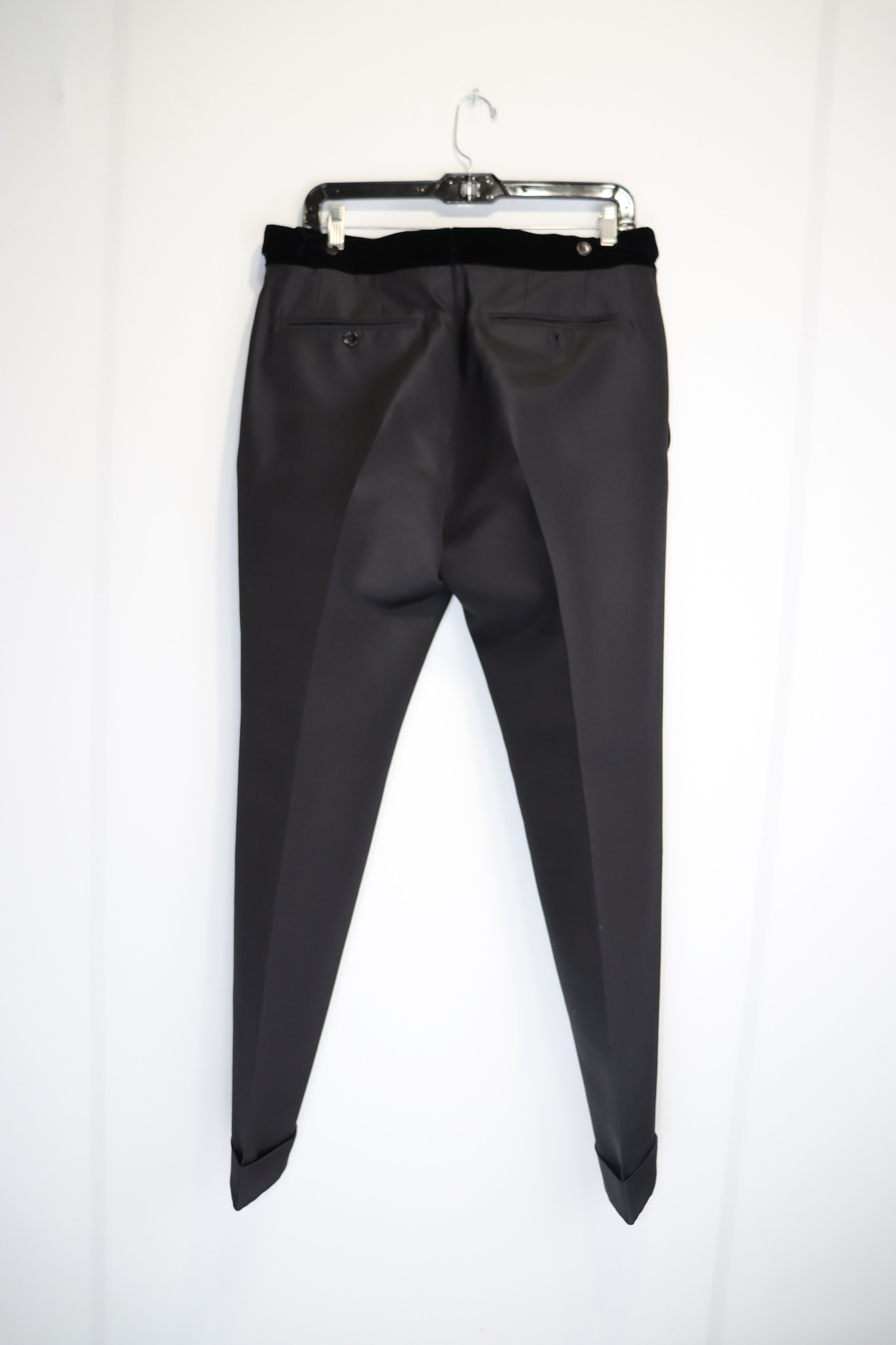 Tom Ford o1rshd1 Velvet Lapel Evening Suit in Black Size US S / EU 44-46 / 1 - 12 Thumbnail