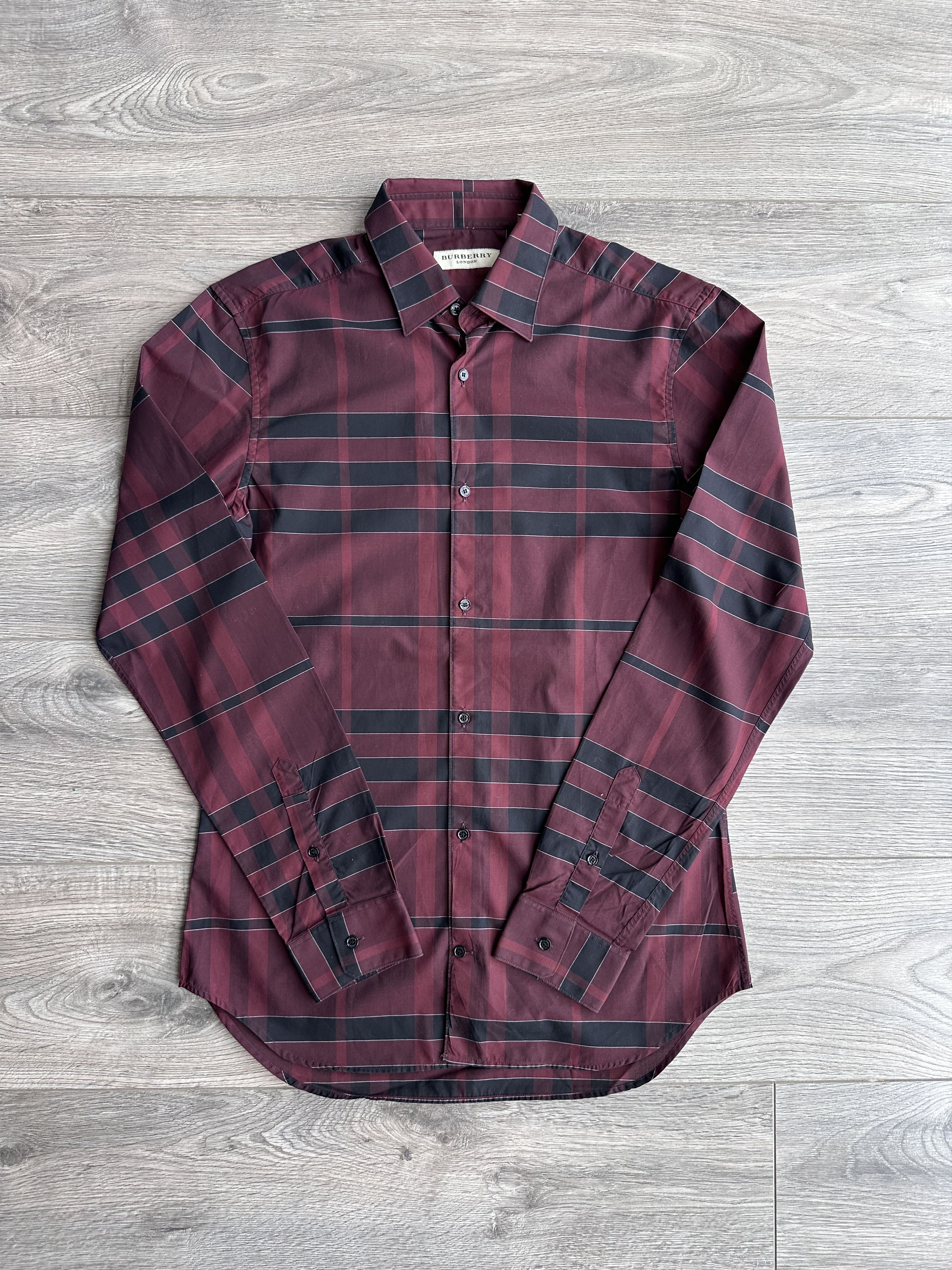 Burberry Burberry Shirt Size S / US 4 / IT 40 - 1 Thumbnail