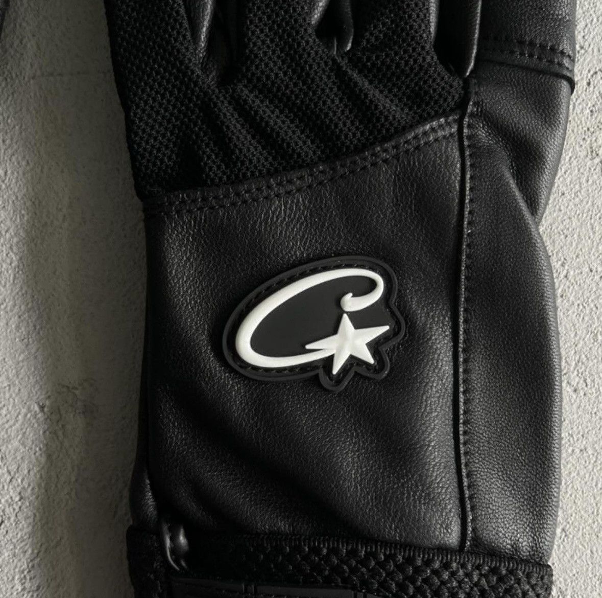 Corteiz Corteiz Leather Gloves Size ONE SIZE - 2 Thumbnail