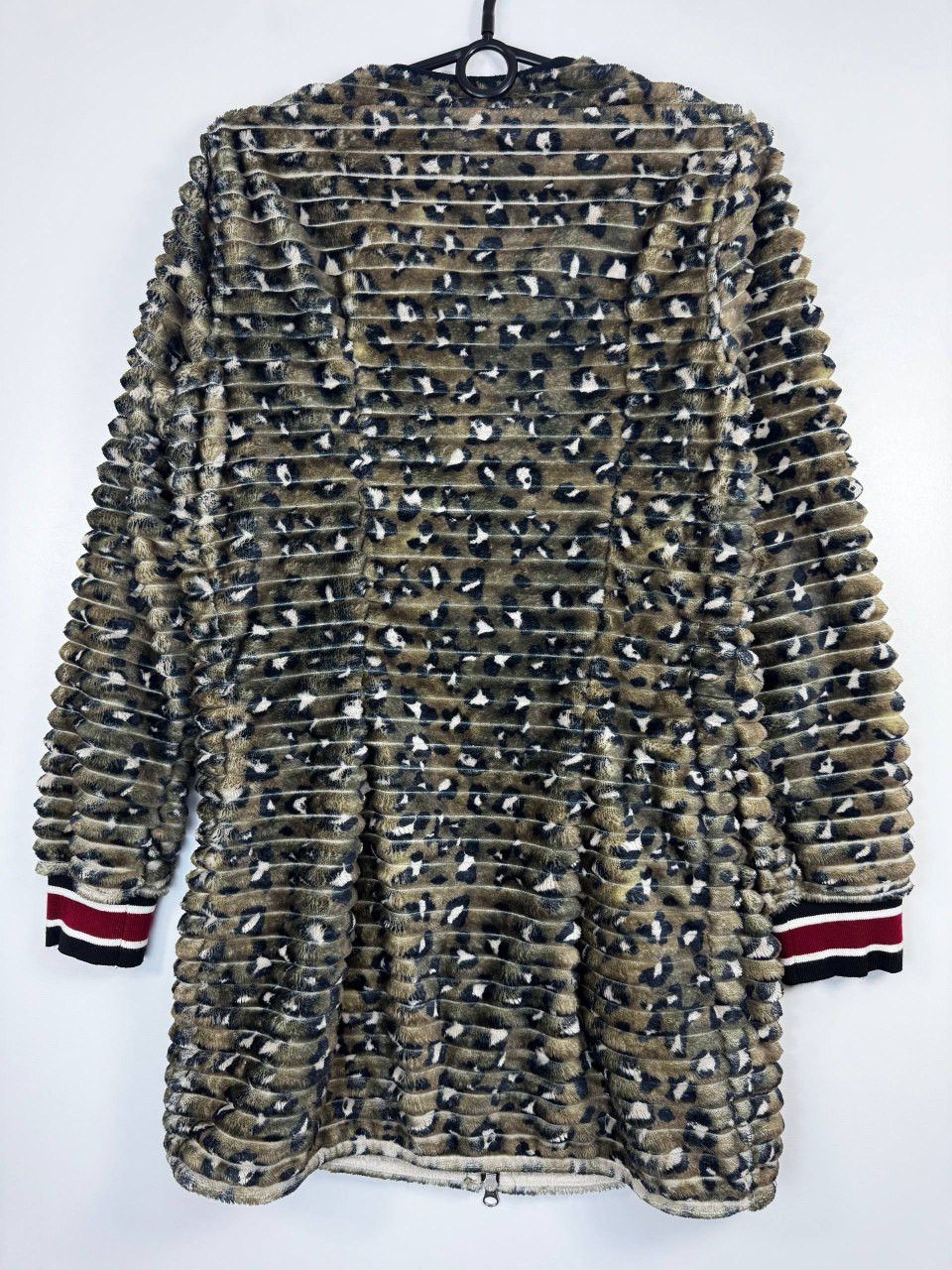 Sportalm Kitzbuhel Sportalm Kitzbuhel Womens Faux Fur Jacket Leopard Alpine36 Size M / US 6-8 / IT 42-44 - 8 Thumbnail