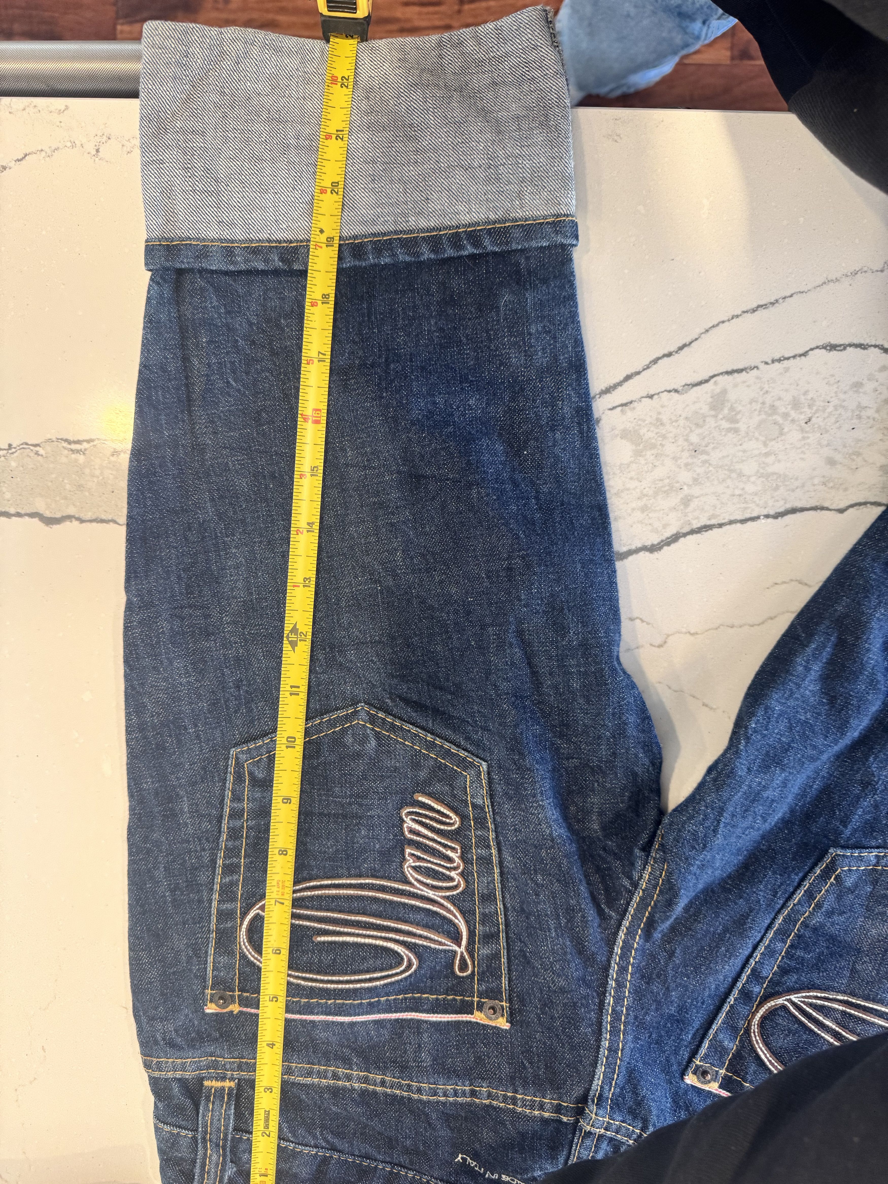 Dsquared2 denim capri shorts designer dsquared Size 32" / US 10 / IT 46 - 2 Thumbnail