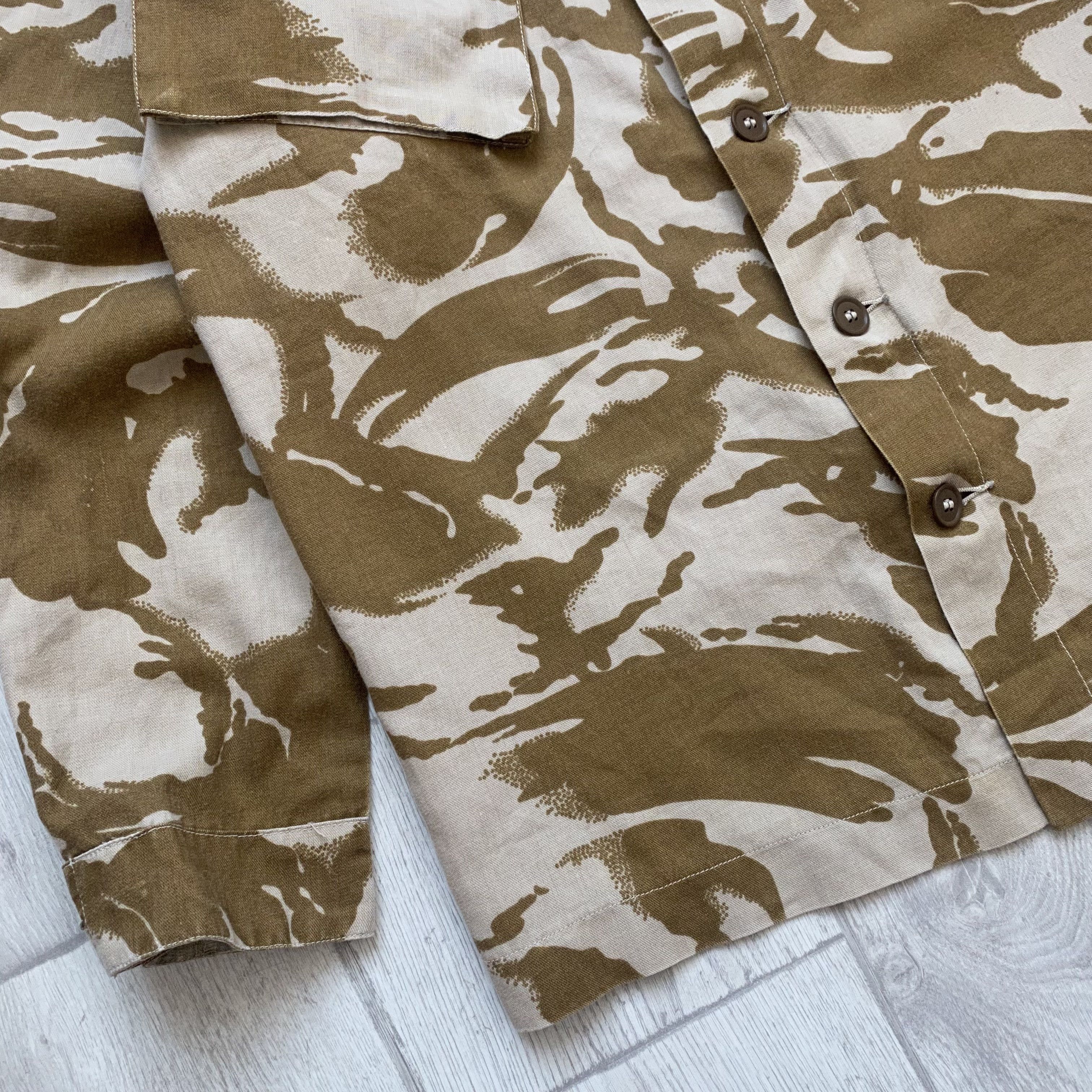 Japanese Brand Vintage Punk Army Combat Shirt Jacket Camo Tactical Y2K Size US S / EU 44-46 / 1 - 2 Thumbnail