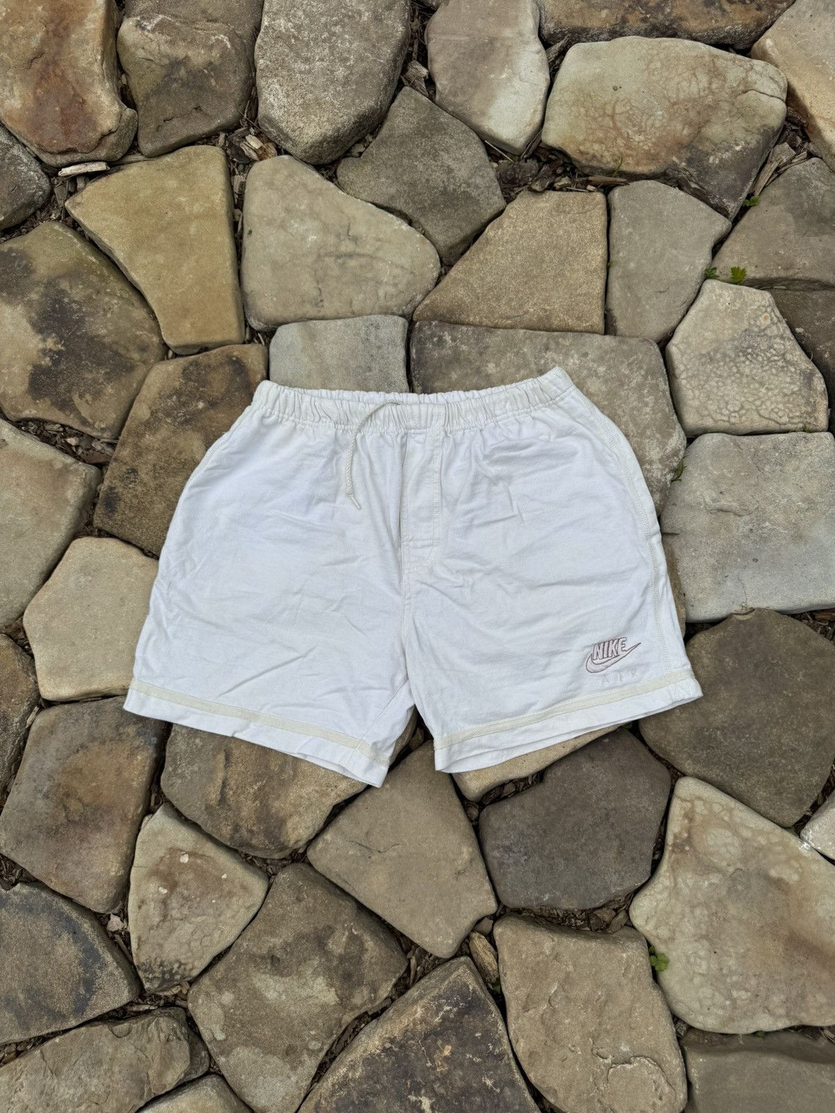 Vintage Vintage 90s Nike Cotton Short Size US 32 / EU 48 - 1 Thumbnail