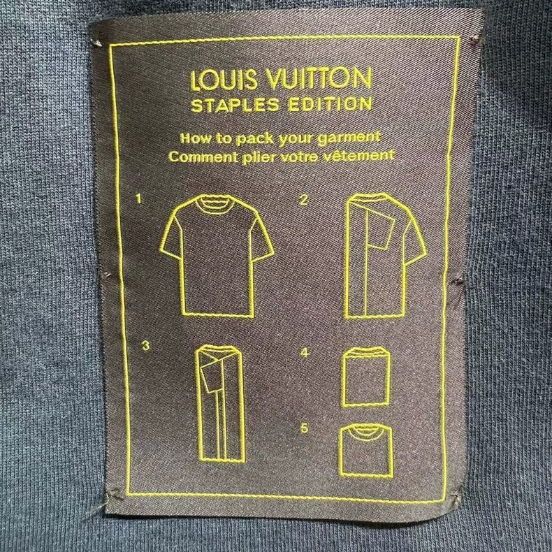 Louis Vuitton LV Louis Vuitton Short Sleeve Black TShirt-2506 Size US L / EU 52-54 / 3 - 3 Thumbnail