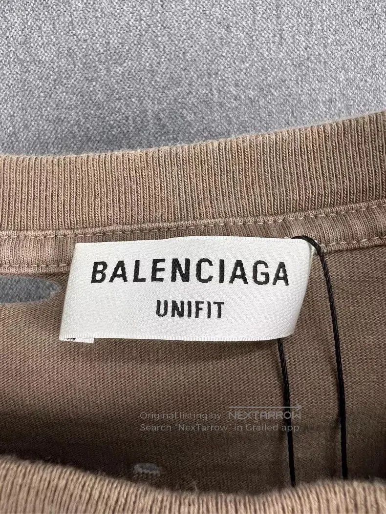 Balenciaga Balenciaga Brown Distressed Letter Short Sleeve. Size US M / EU 48-50 / 2 - 3 Thumbnail