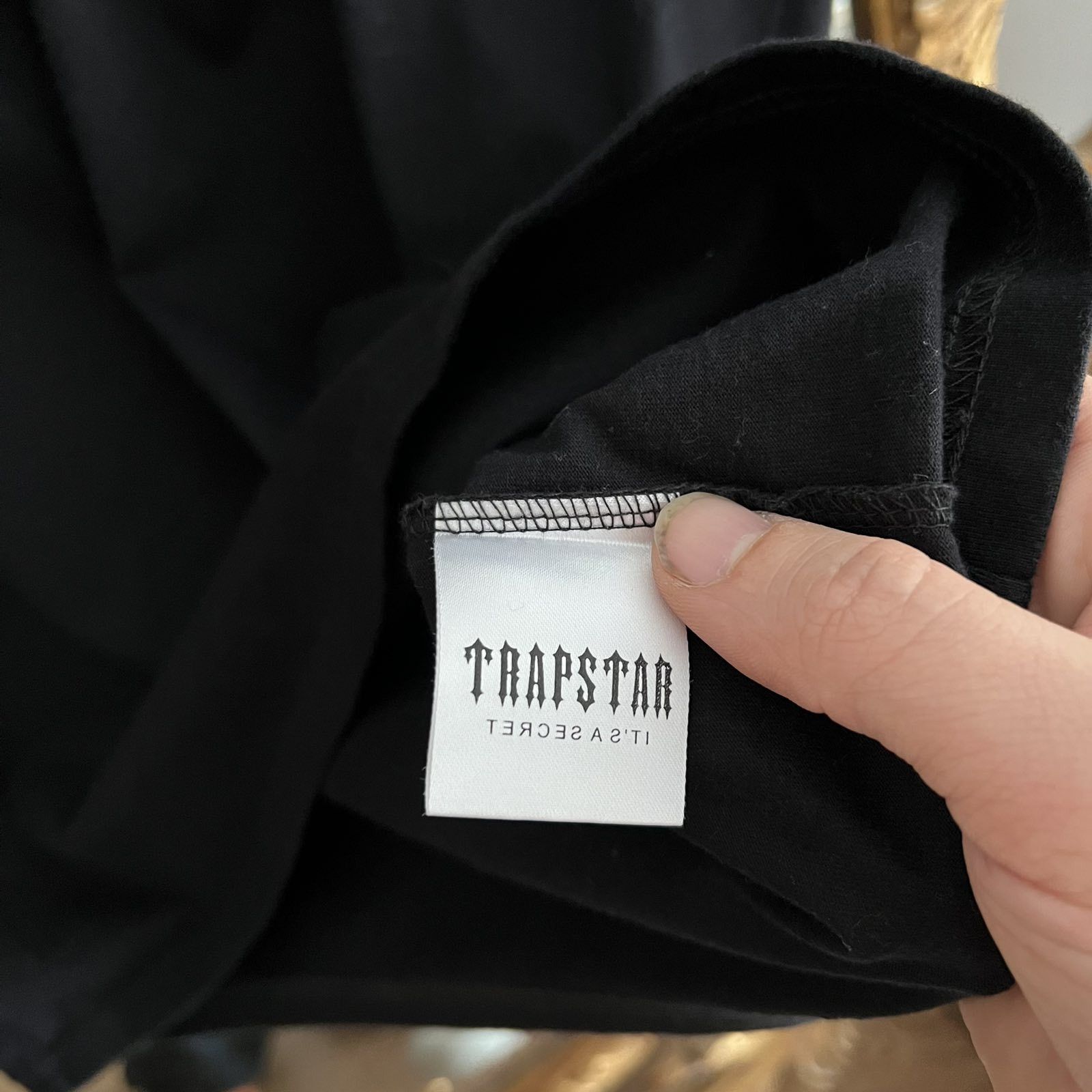 Trapstar London Trapstar UFO Logo t shirt Sz S Size US S / EU 44-46 / 1 - 7 Thumbnail