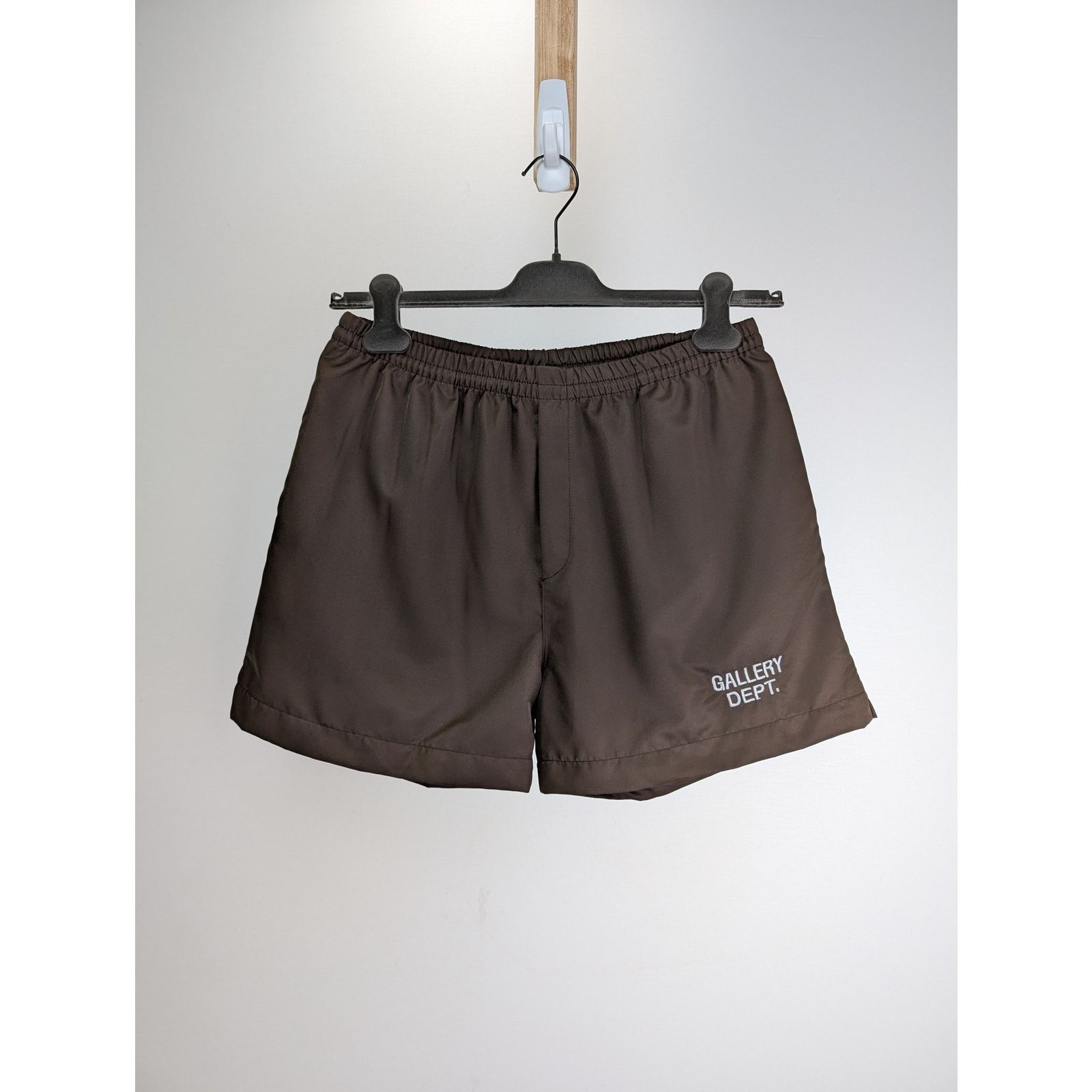 o1rshd1 Q:2 / Zuma Shorts in Brown