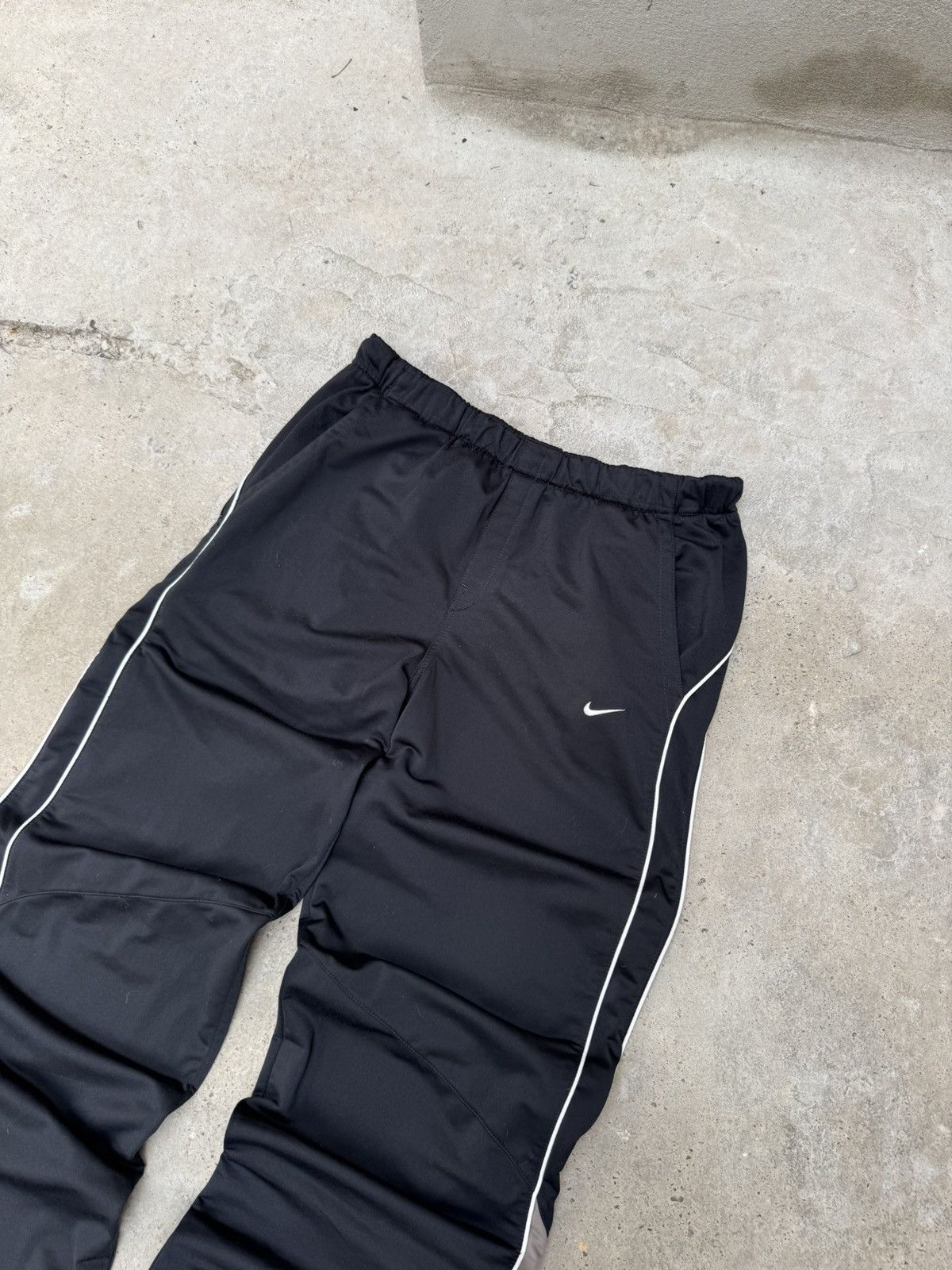 Nike 🥷 VINTAGE NIKE TRACK PANTS BLACK Size US 34 / EU 50 - 5 Thumbnail