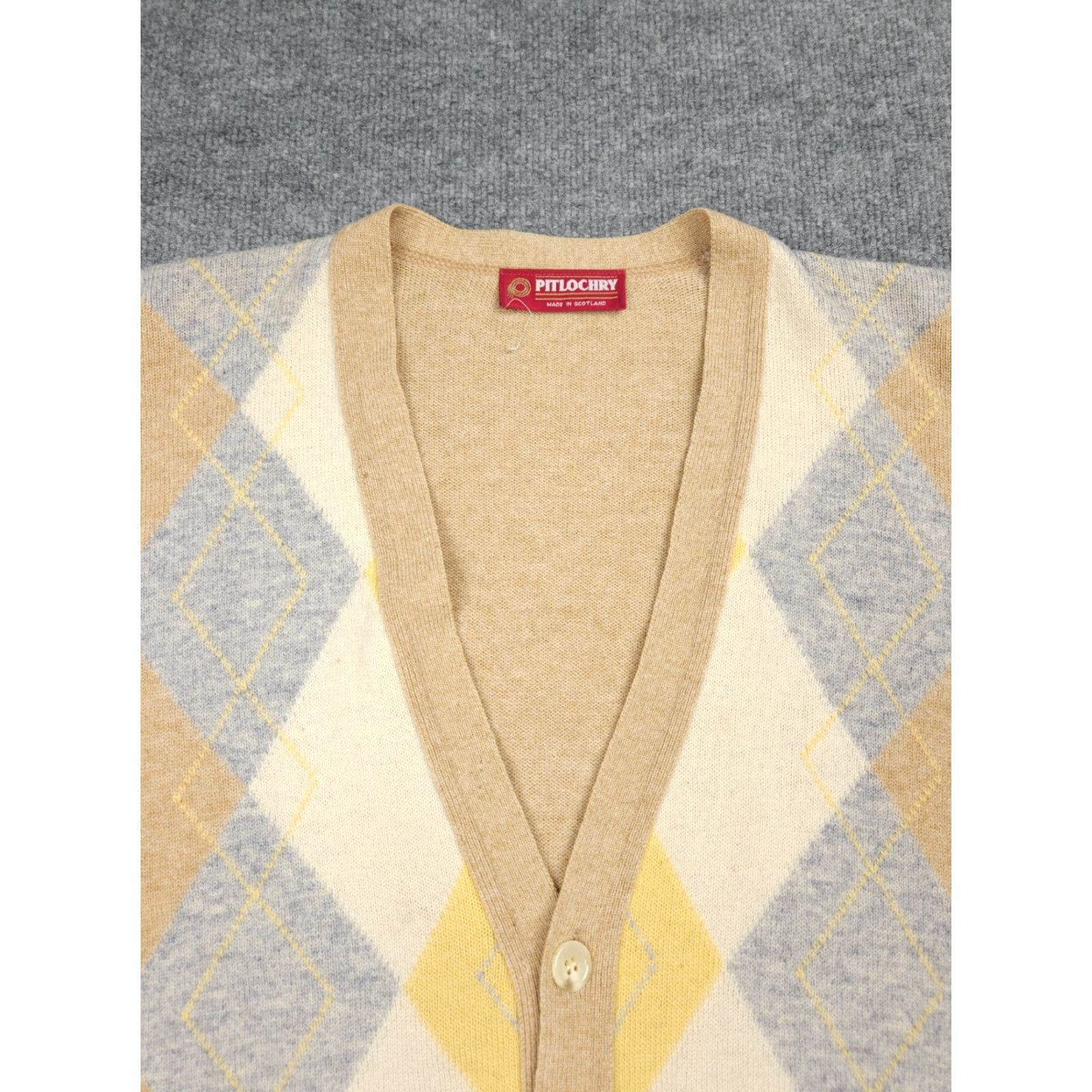 Vintage Pitlochry Knitwear Pitlochry Wool Cardigan Sweater Mens 2XL Beige Argyle Made Scotland 1970s Wool Regular Letterman Mens Size US XXL / EU 58 / 5 - 2 Thumbnail
