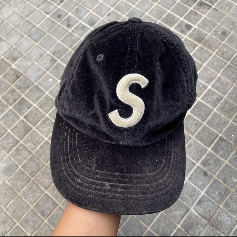 Supreme SUPREME VELVET 6 PANEL Size ONE SIZE - 1 Thumbnail